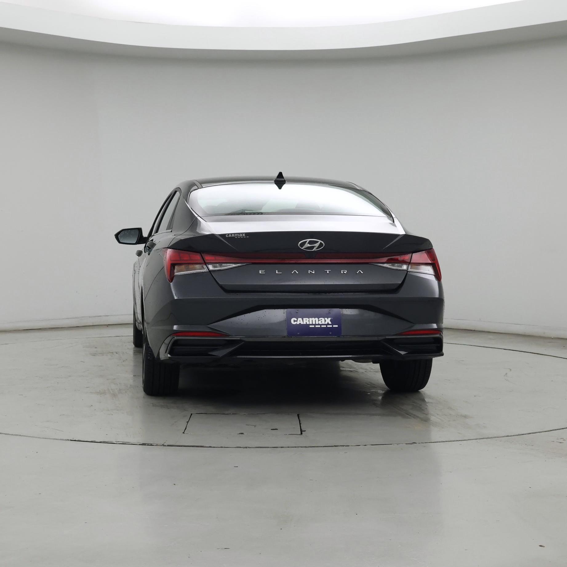 Thumbnail: 2021 Hyundai Elantra - 6