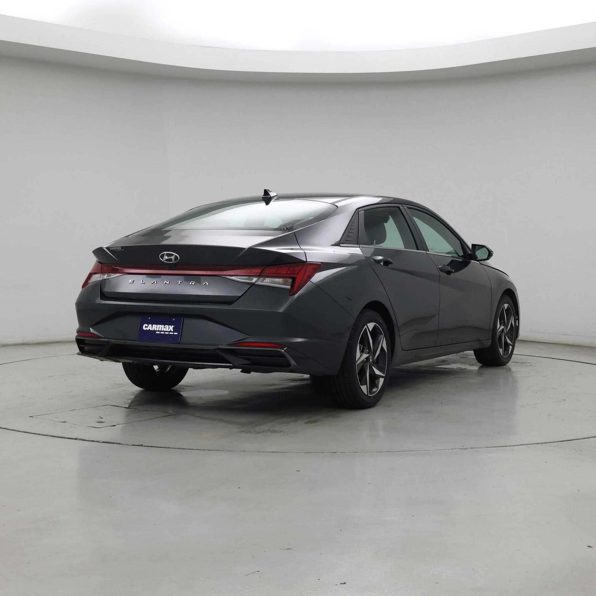 Thumbnail: 2021 Hyundai Elantra - 8