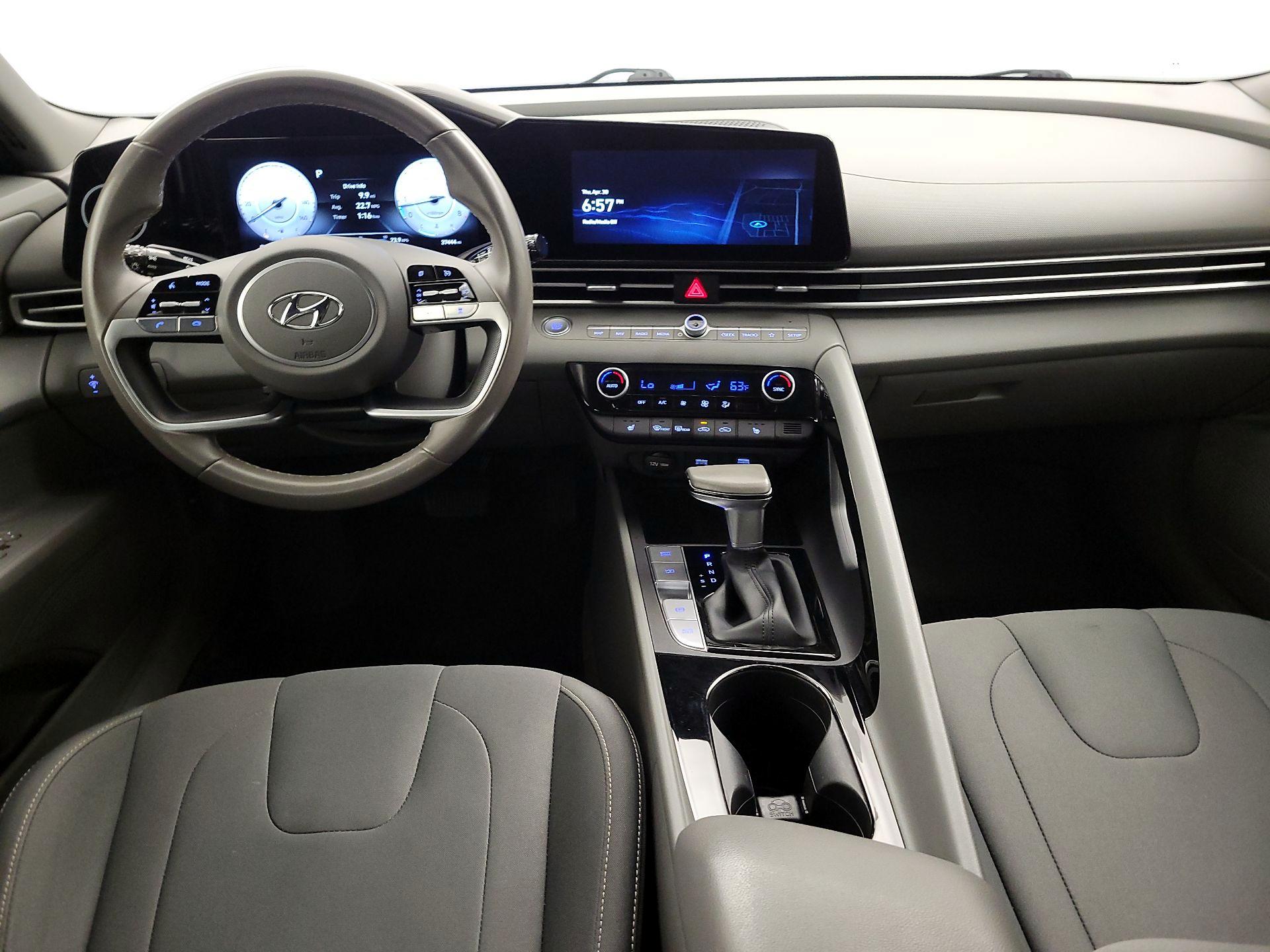 Thumbnail: 2023 Hyundai Elantra - 9