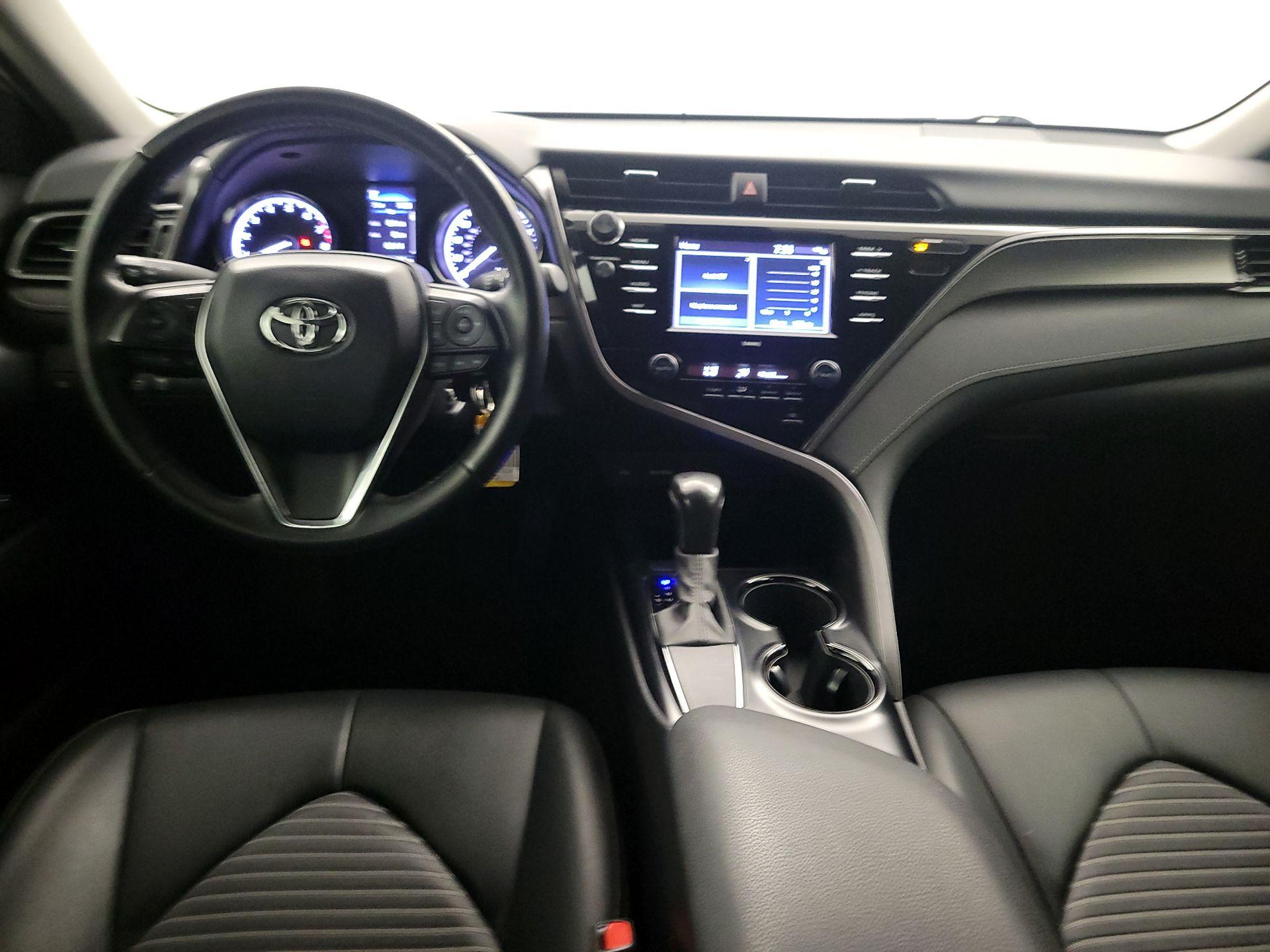 Thumbnail: 2020 Toyota Camry - 9