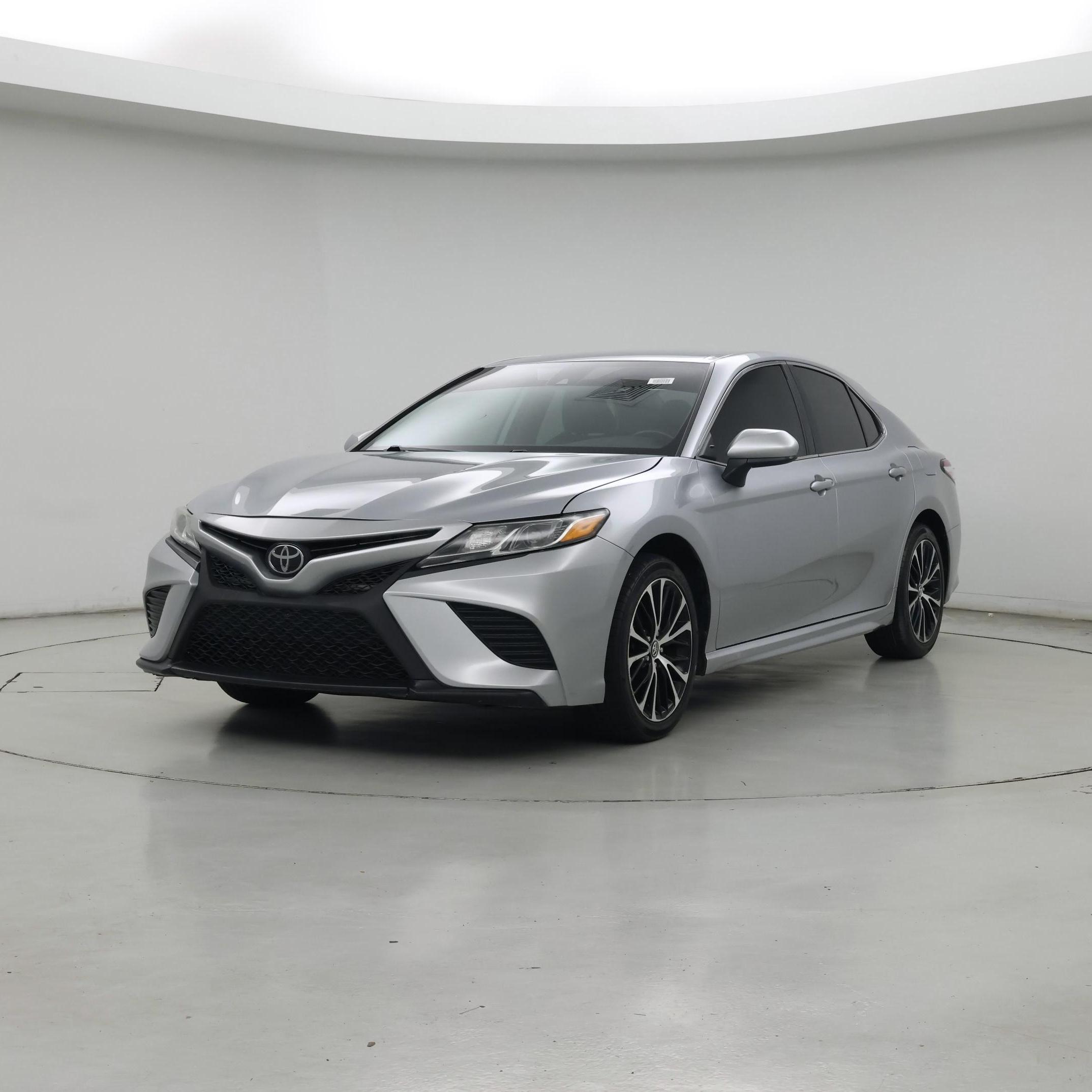 Thumbnail: 2020 Toyota Camry - 4