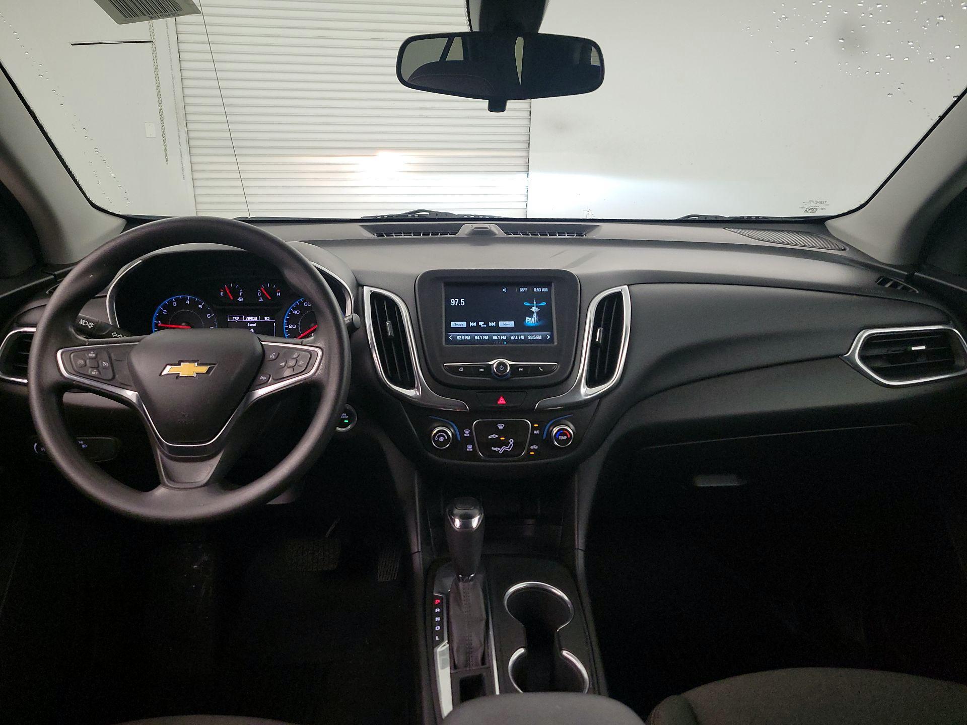 Thumbnail: 2018 Chevrolet Equinox - 9
