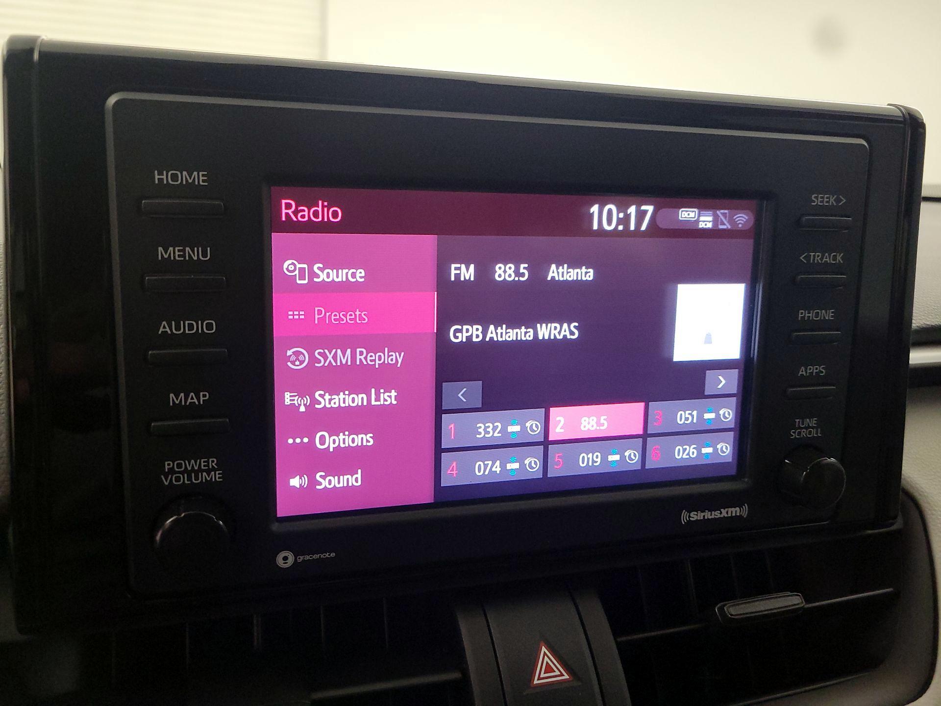 Thumbnail: 2021 Toyota RAV4 - 15