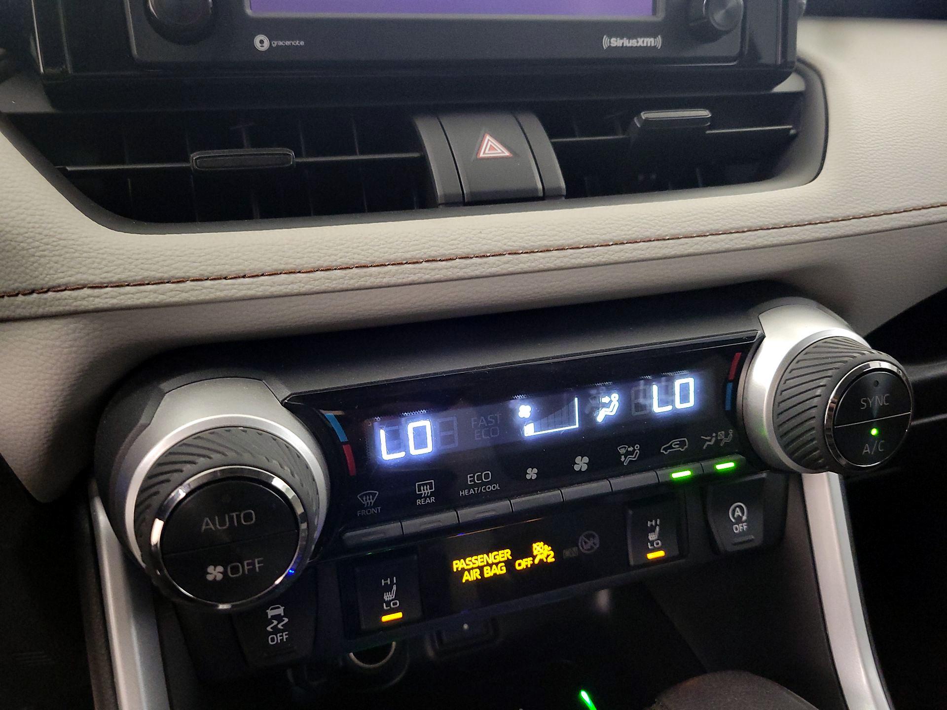 Thumbnail: 2021 Toyota RAV4 - 16