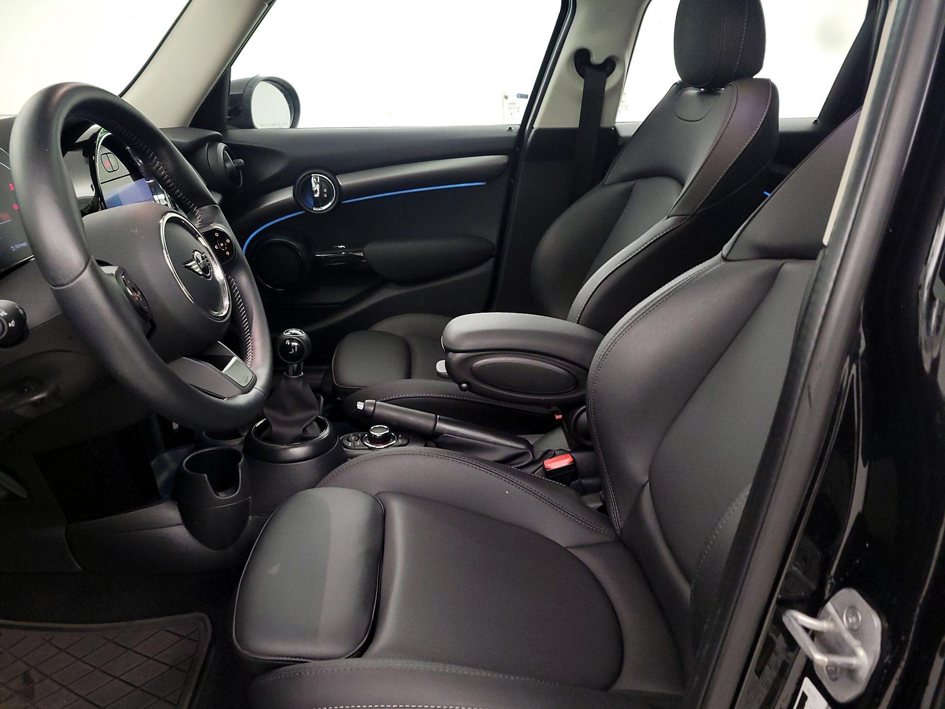 Thumbnail: 2024 MINI Cooper Hardtop - 11