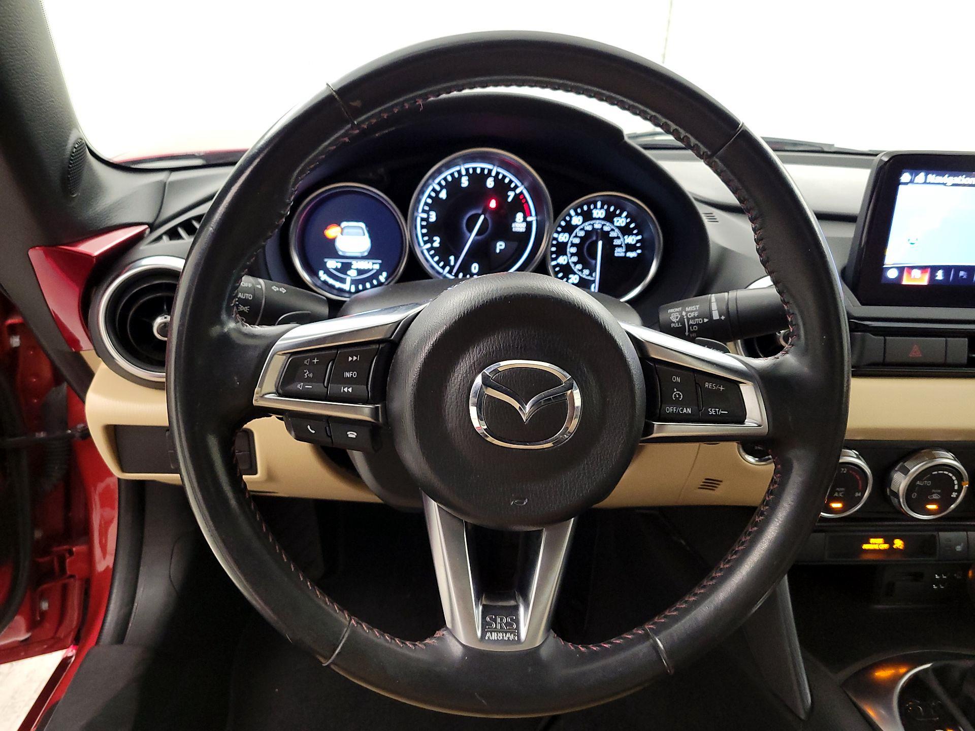 Thumbnail: 2019 Mazda MX-5 Miata - 10