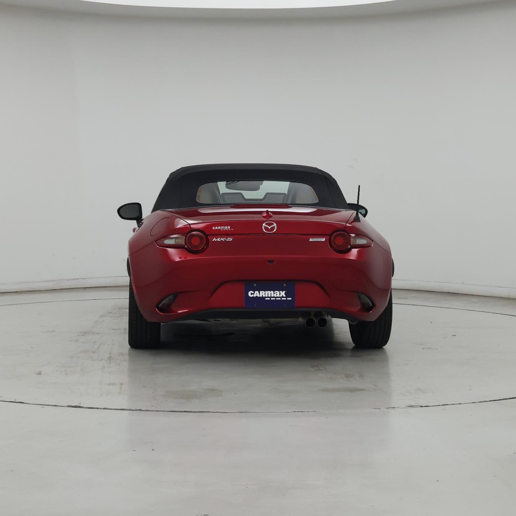 Thumbnail: 2019 Mazda MX-5 Miata - 6