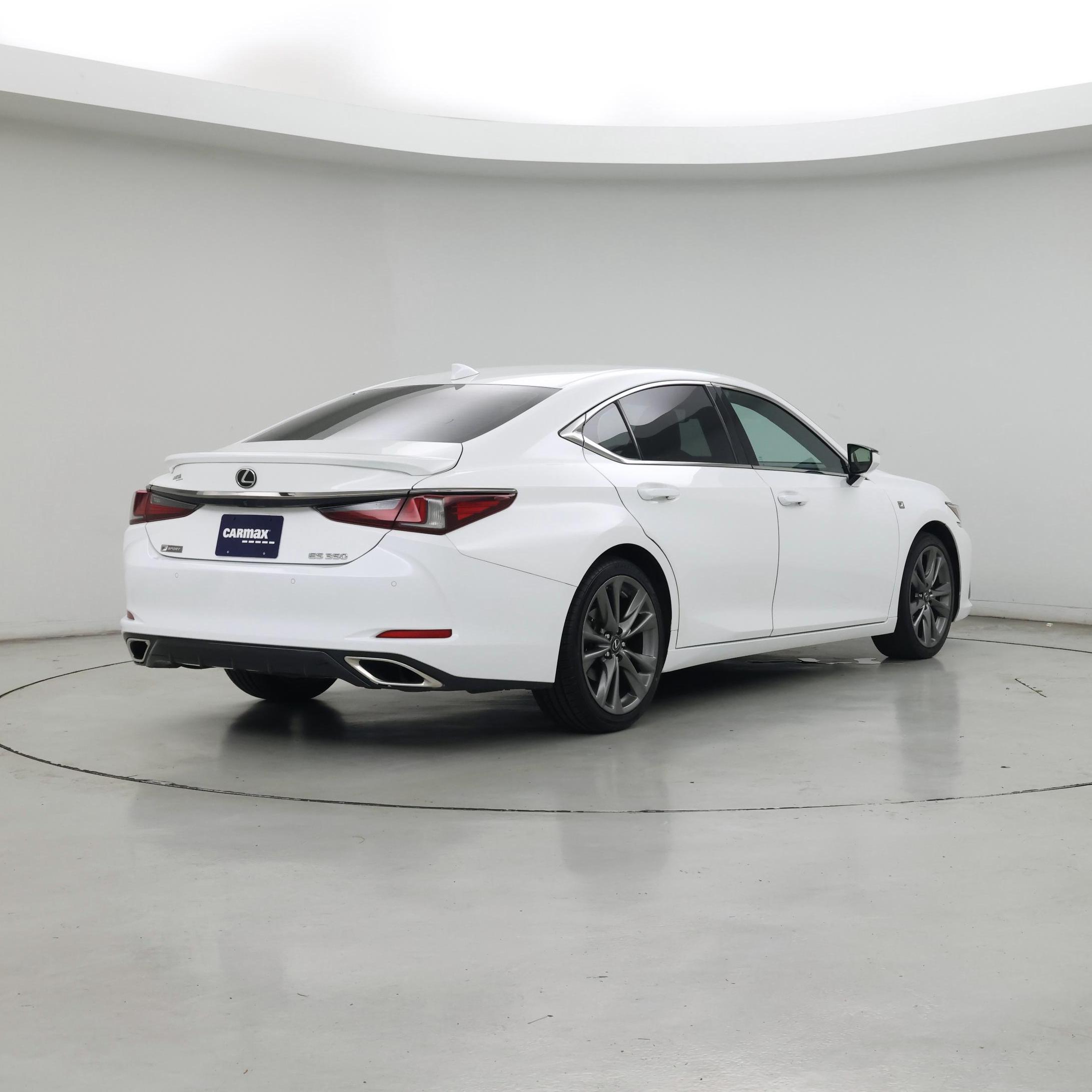Thumbnail: 2019 Lexus ES - 8