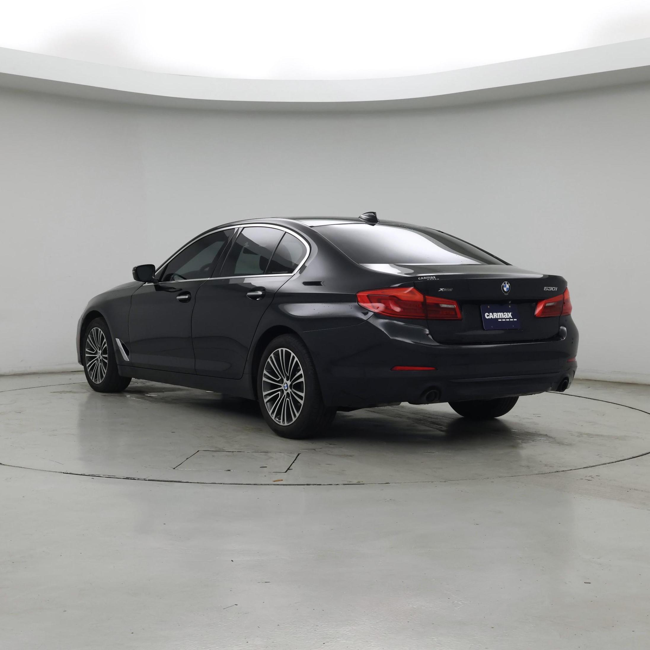 Thumbnail: 2018 BMW 5 Series - 2