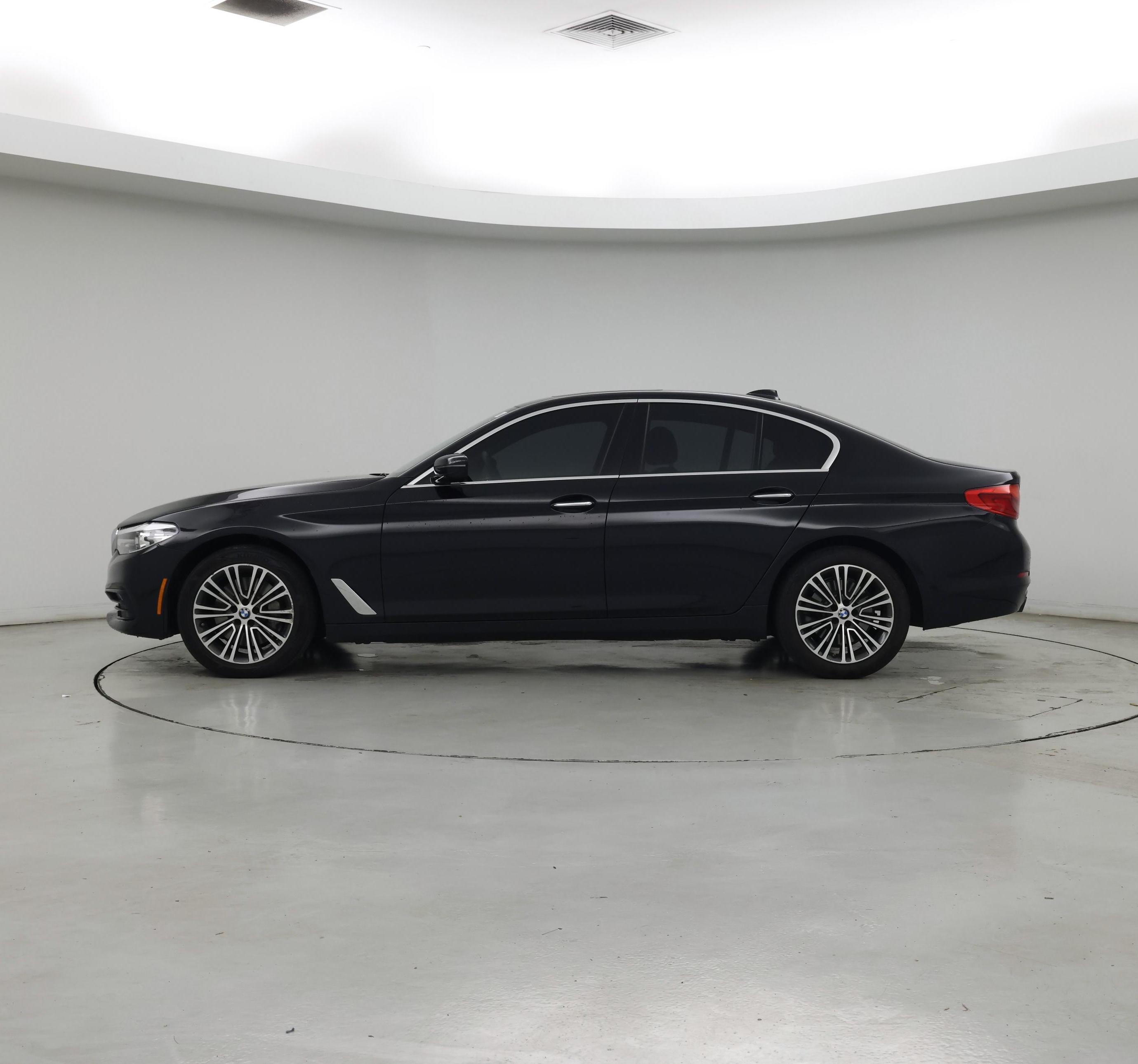Thumbnail: 2018 BMW 5 Series - 3