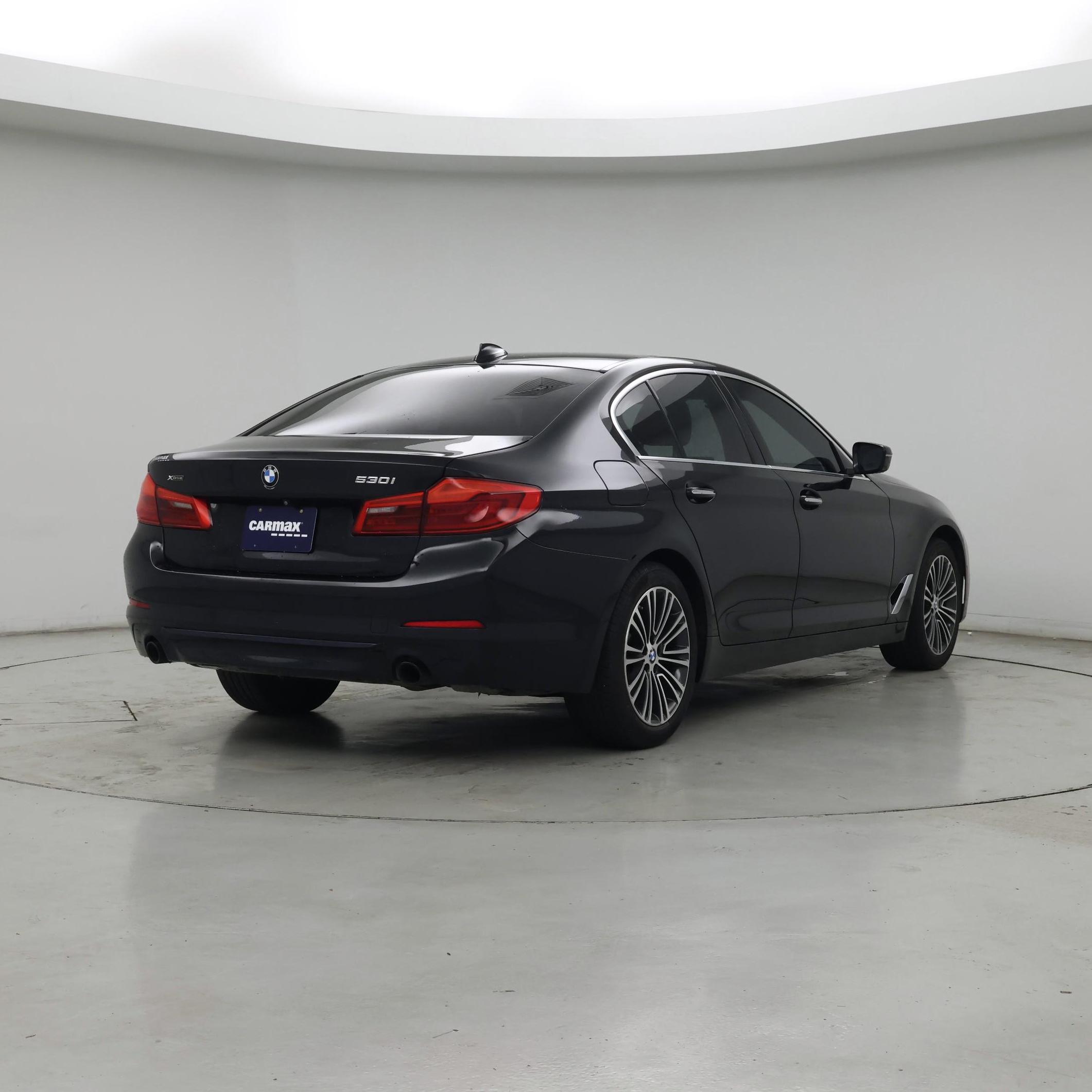 Thumbnail: 2018 BMW 5 Series - 8