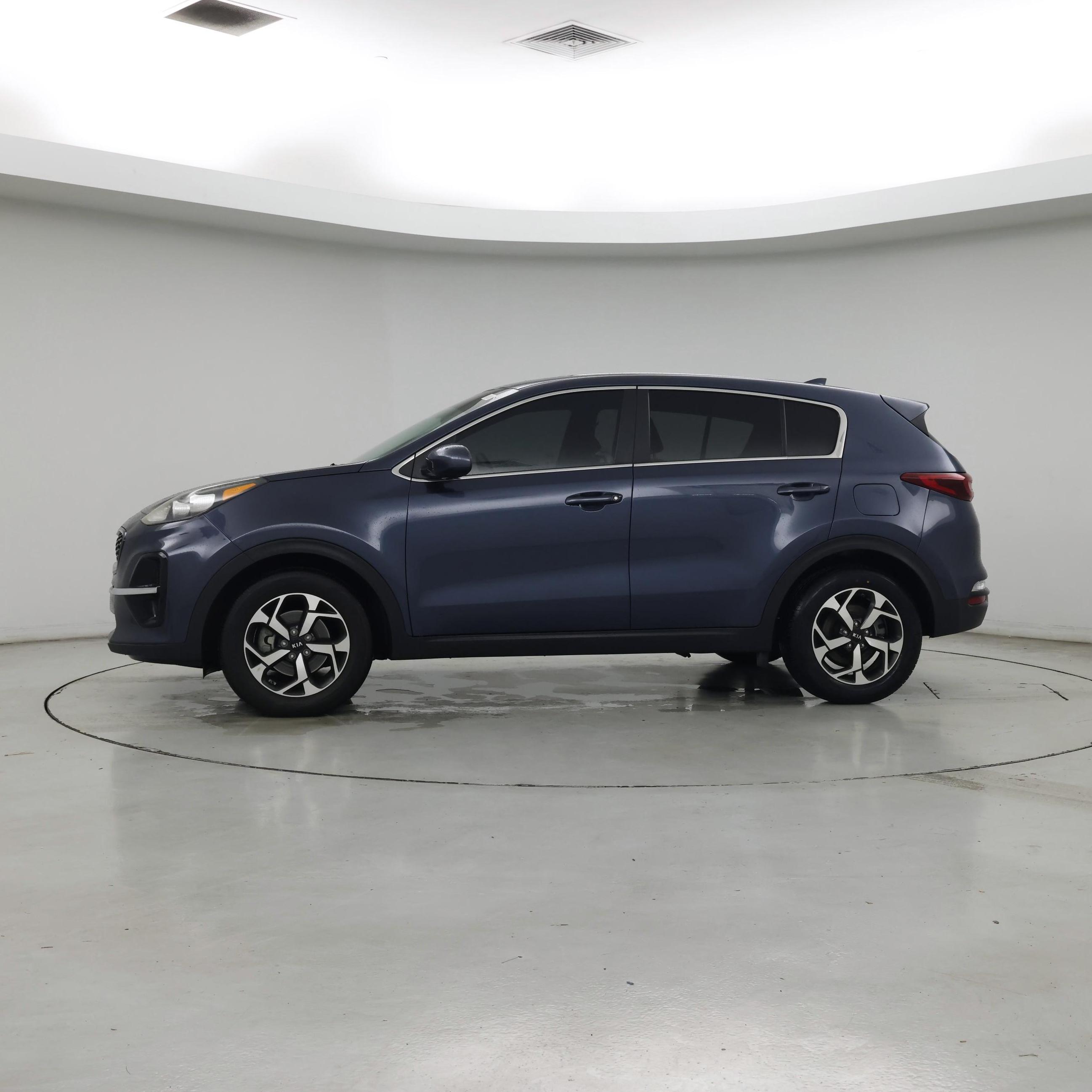 Thumbnail: 2022 Kia Sportage - 3