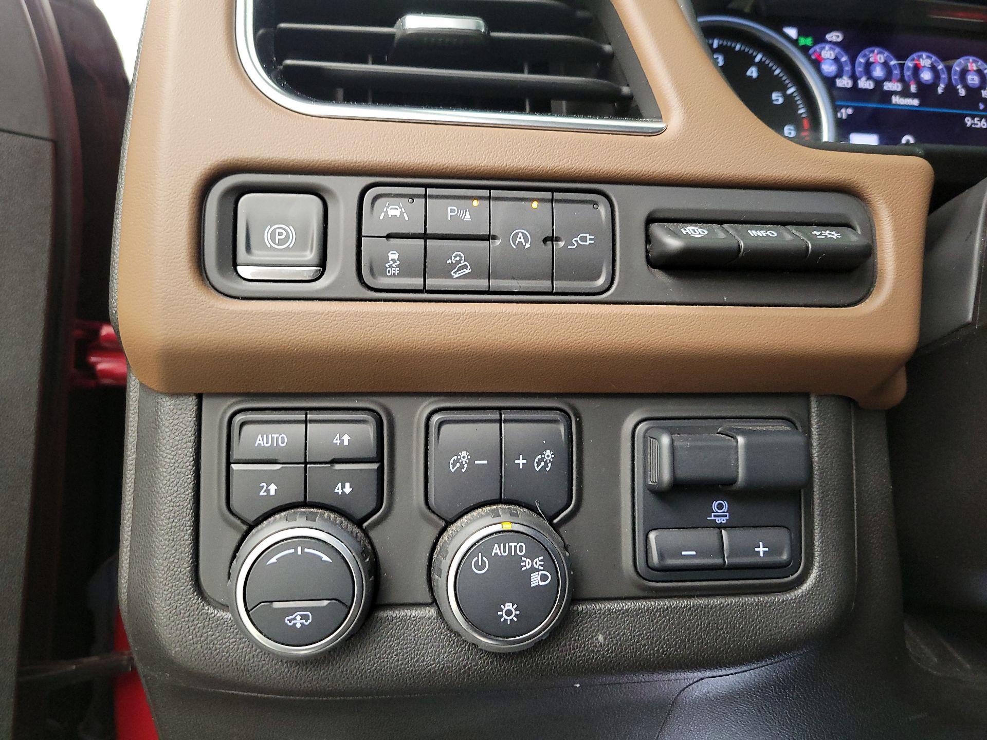 Thumbnail: 2021 Chevrolet Tahoe - 13