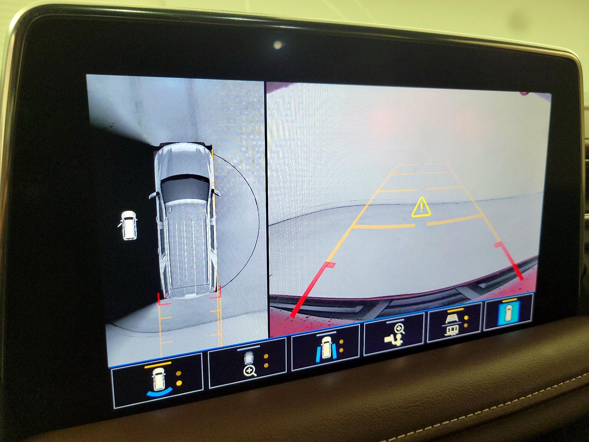 Thumbnail: 2021 Chevrolet Tahoe - 15