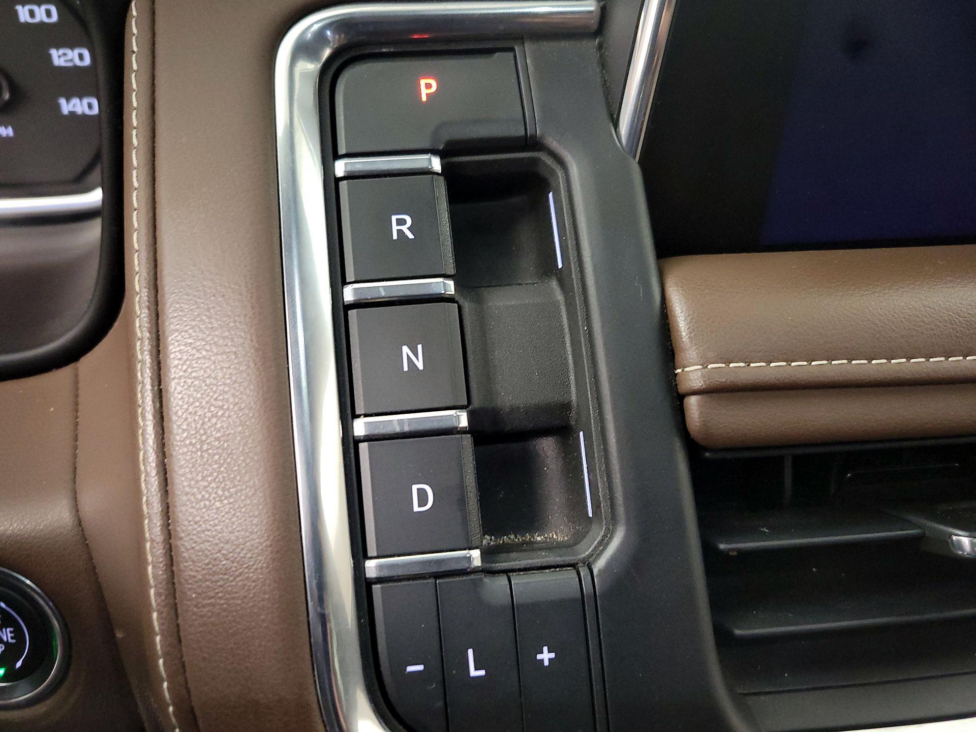 Thumbnail: 2021 Chevrolet Tahoe - 18