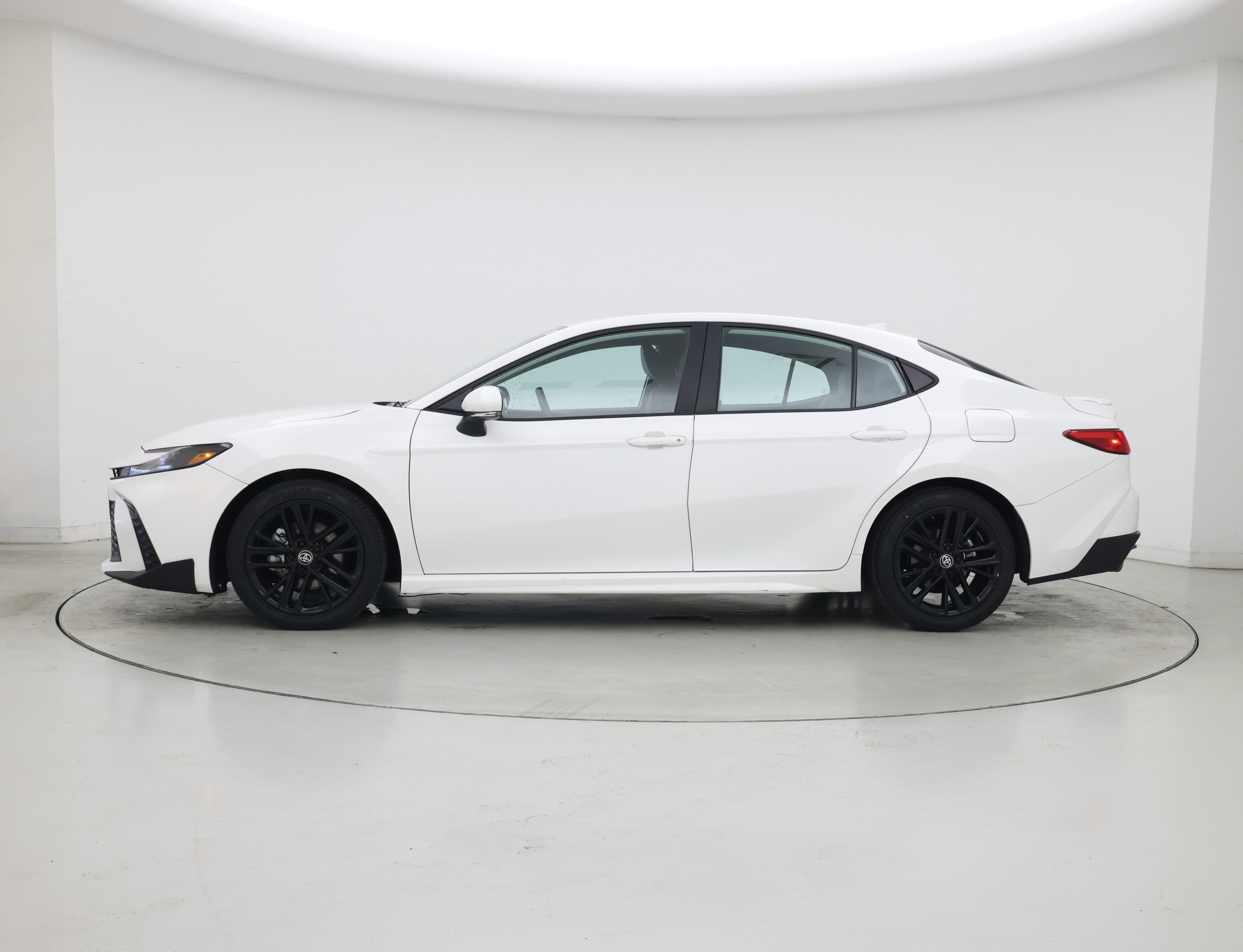 Thumbnail: 2025 Toyota Camry - 3