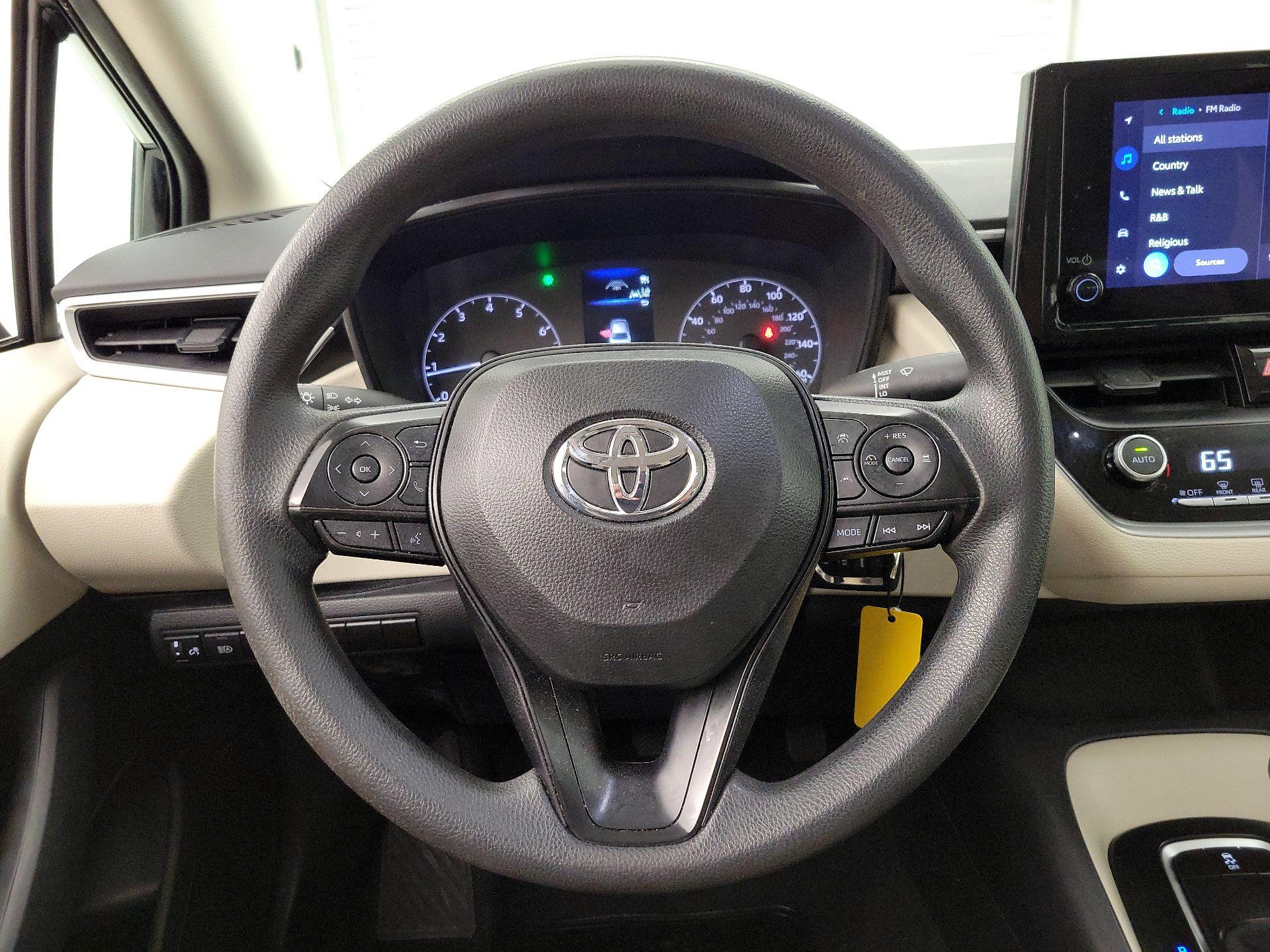 Thumbnail: 2024 Toyota Corolla - 10