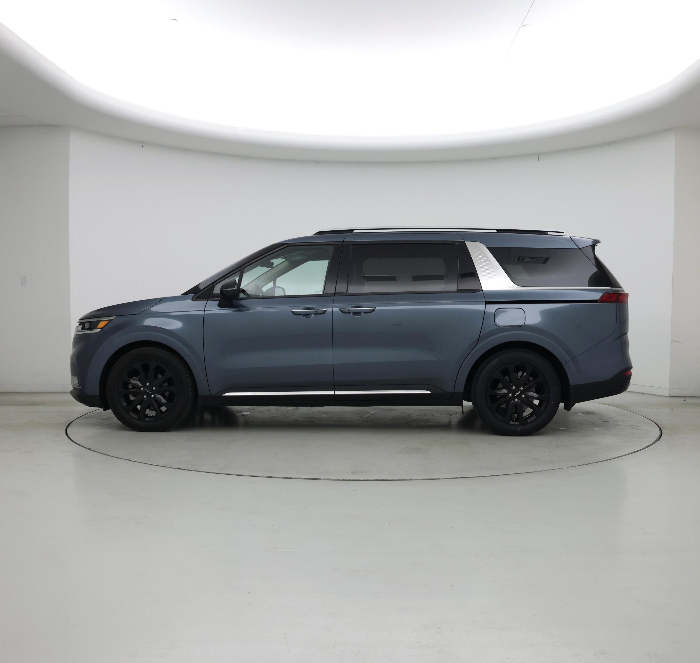Thumbnail: 2024 Kia Carnival - 3