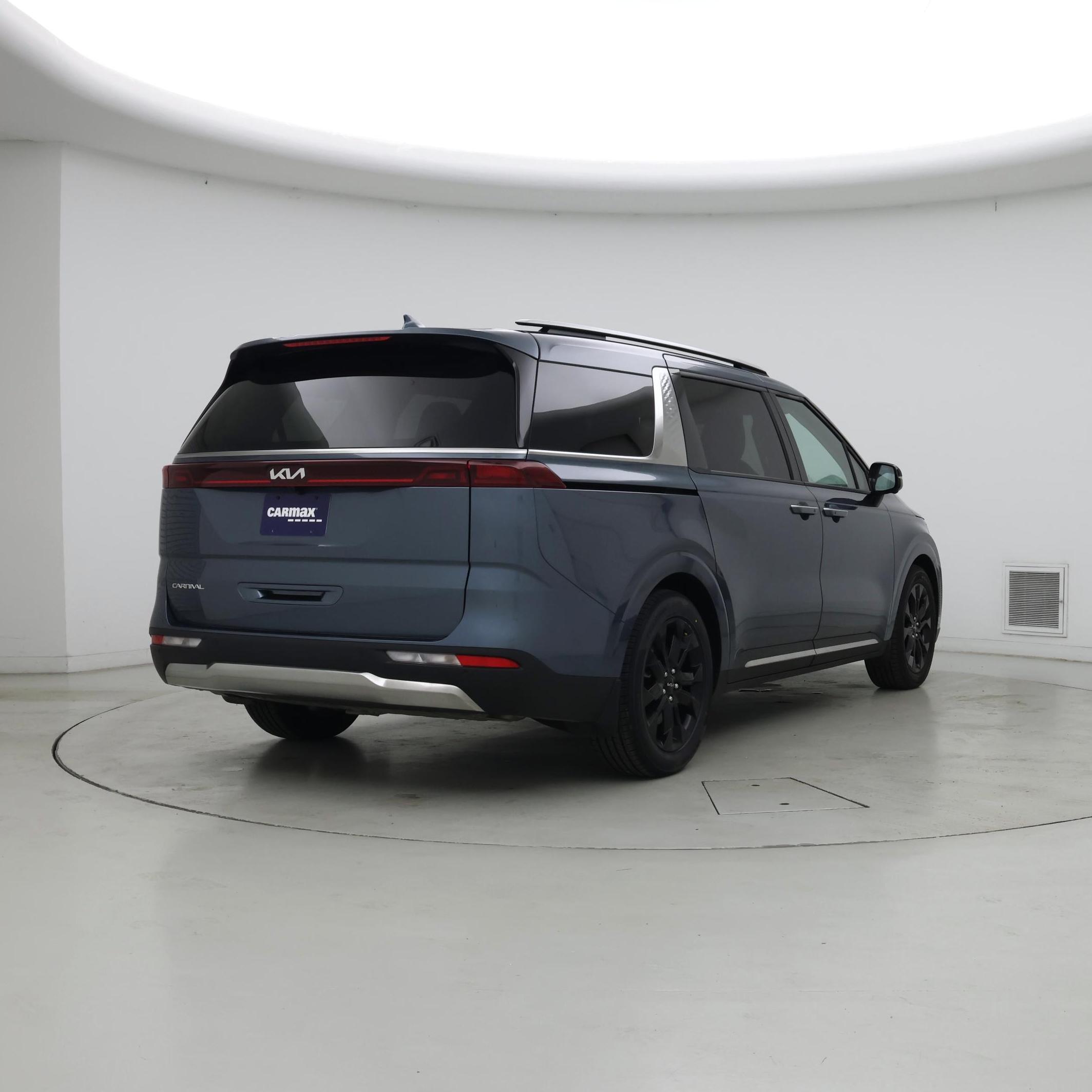 Thumbnail: 2024 Kia Carnival - 8