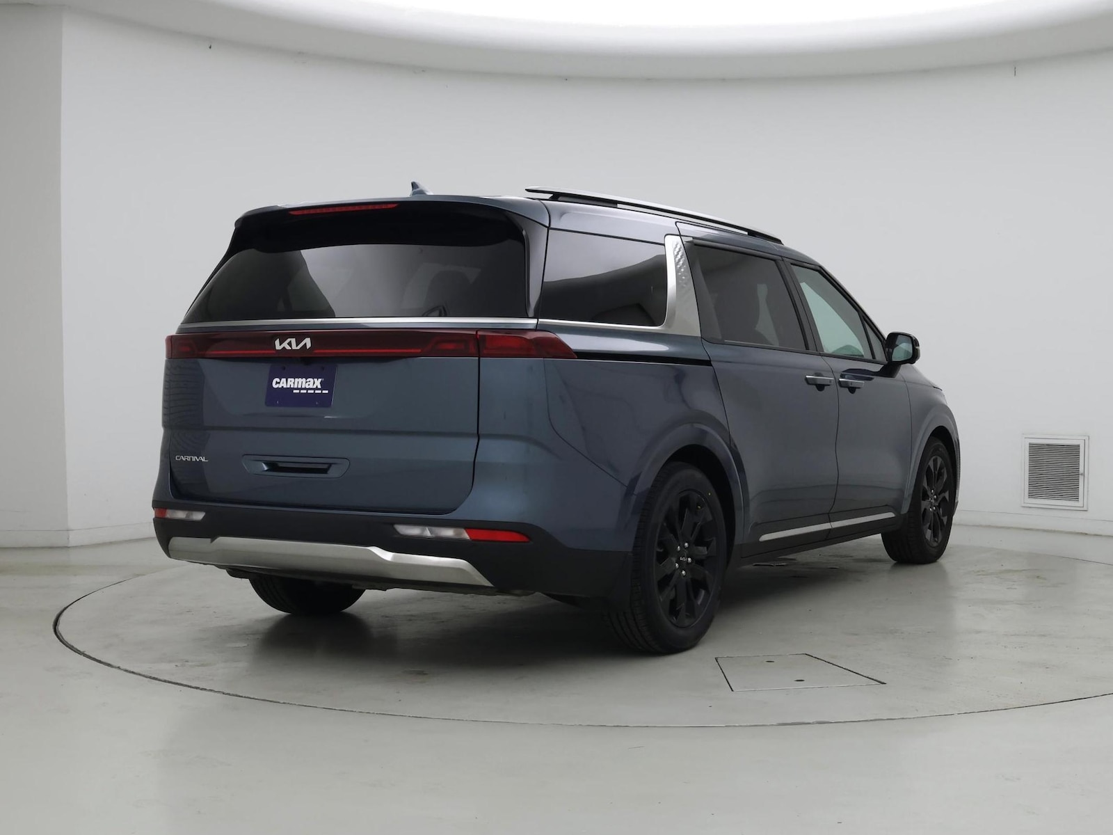 2024 Kia Carnival SX - Photo 9