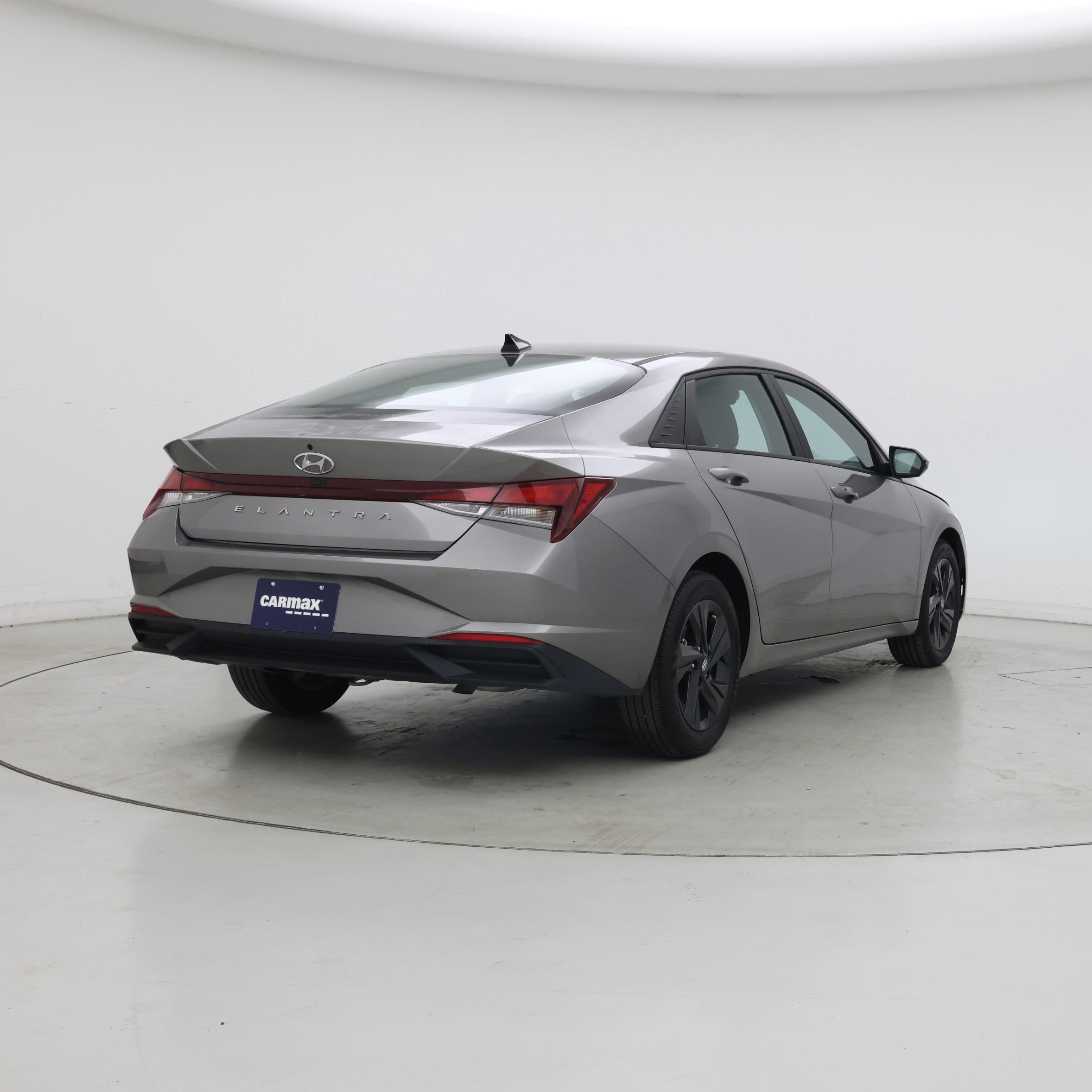 Thumbnail: 2023 Hyundai Elantra - 8