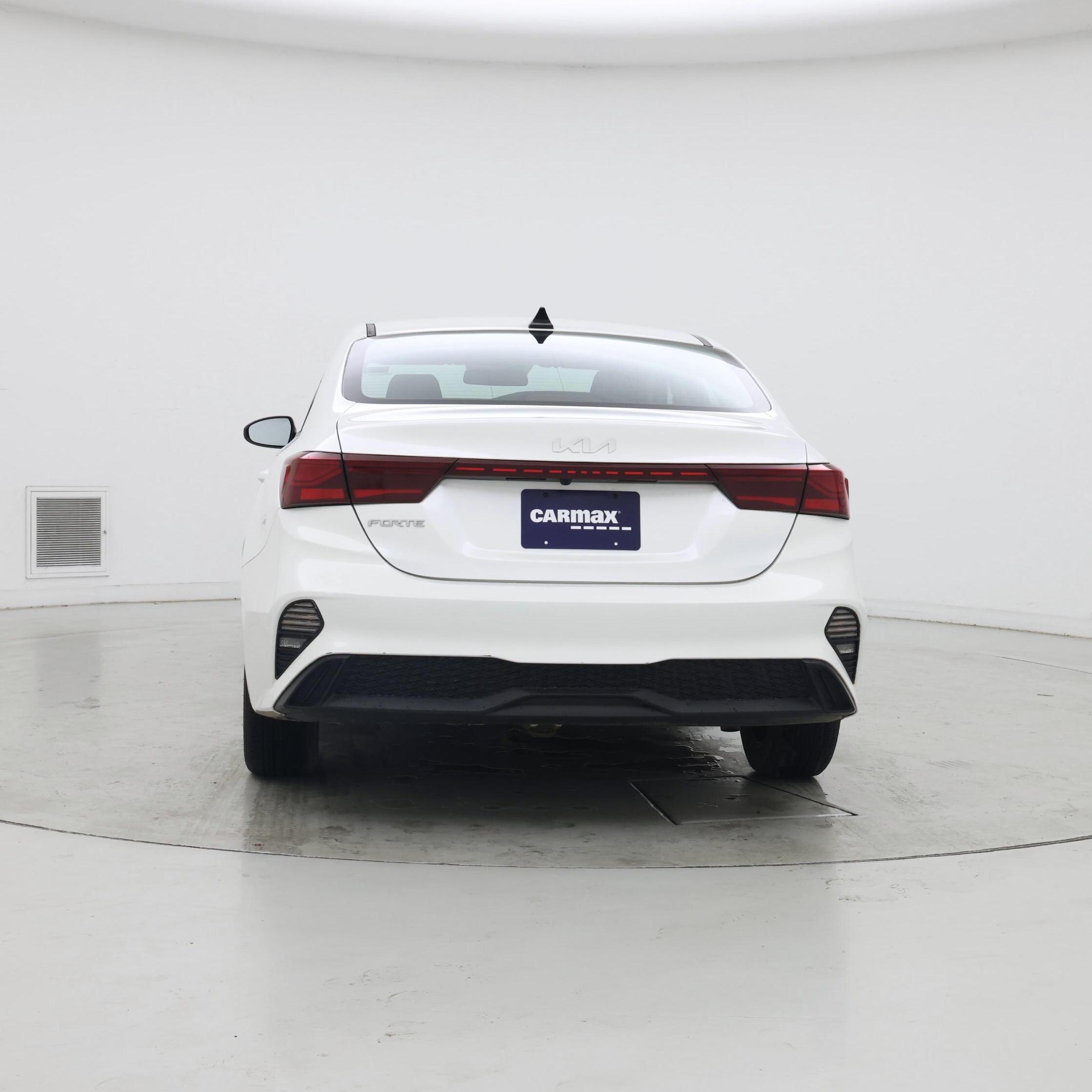 Thumbnail: 2024 Kia Forte - 6