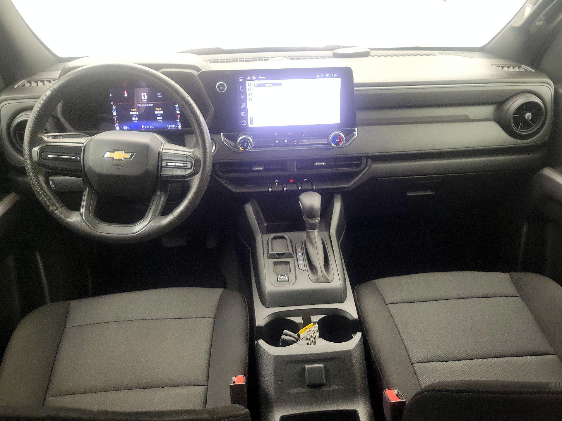Thumbnail: 2023 Chevrolet Colorado - 9