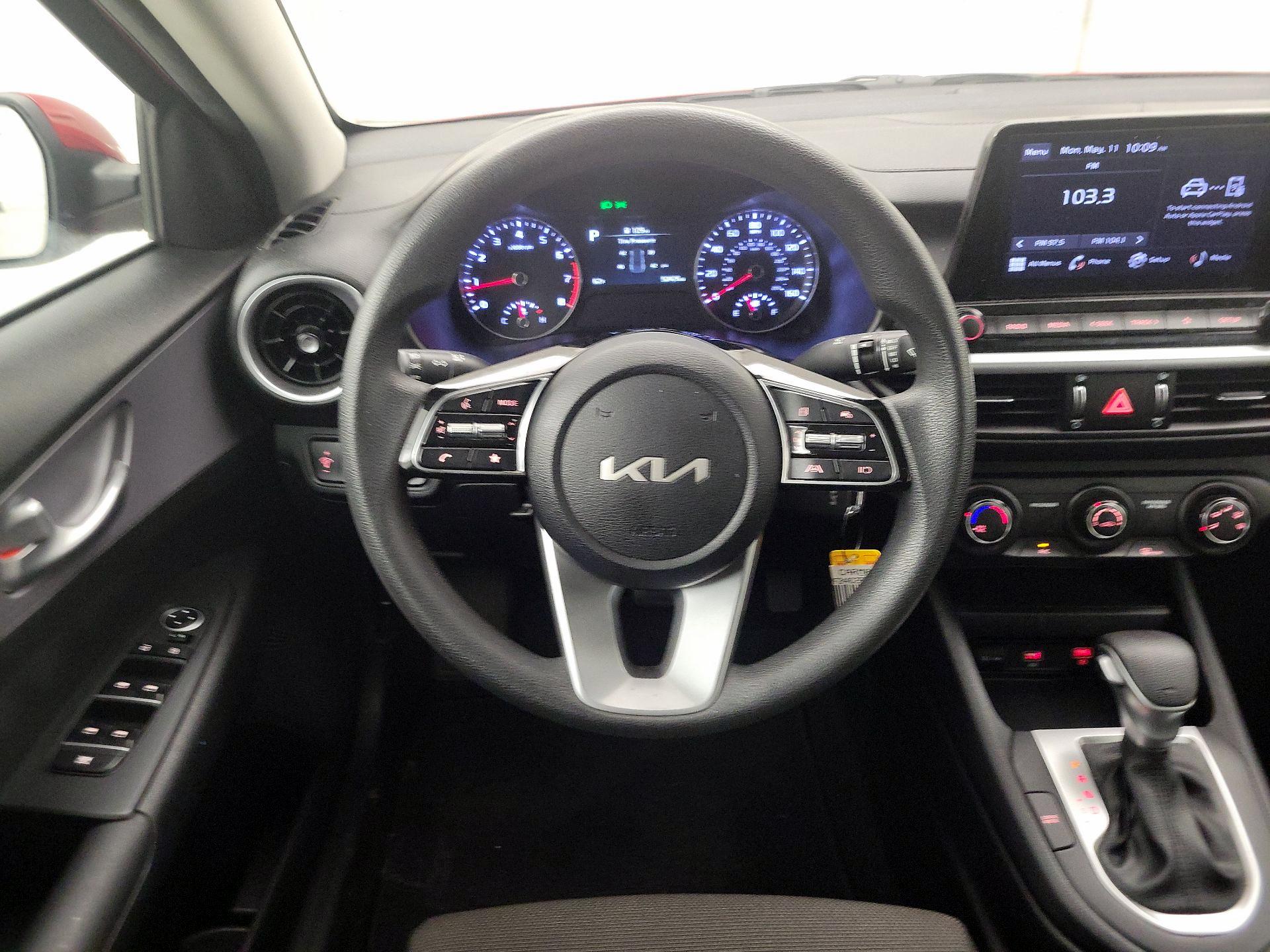 Thumbnail: 2024 Kia Forte - 10