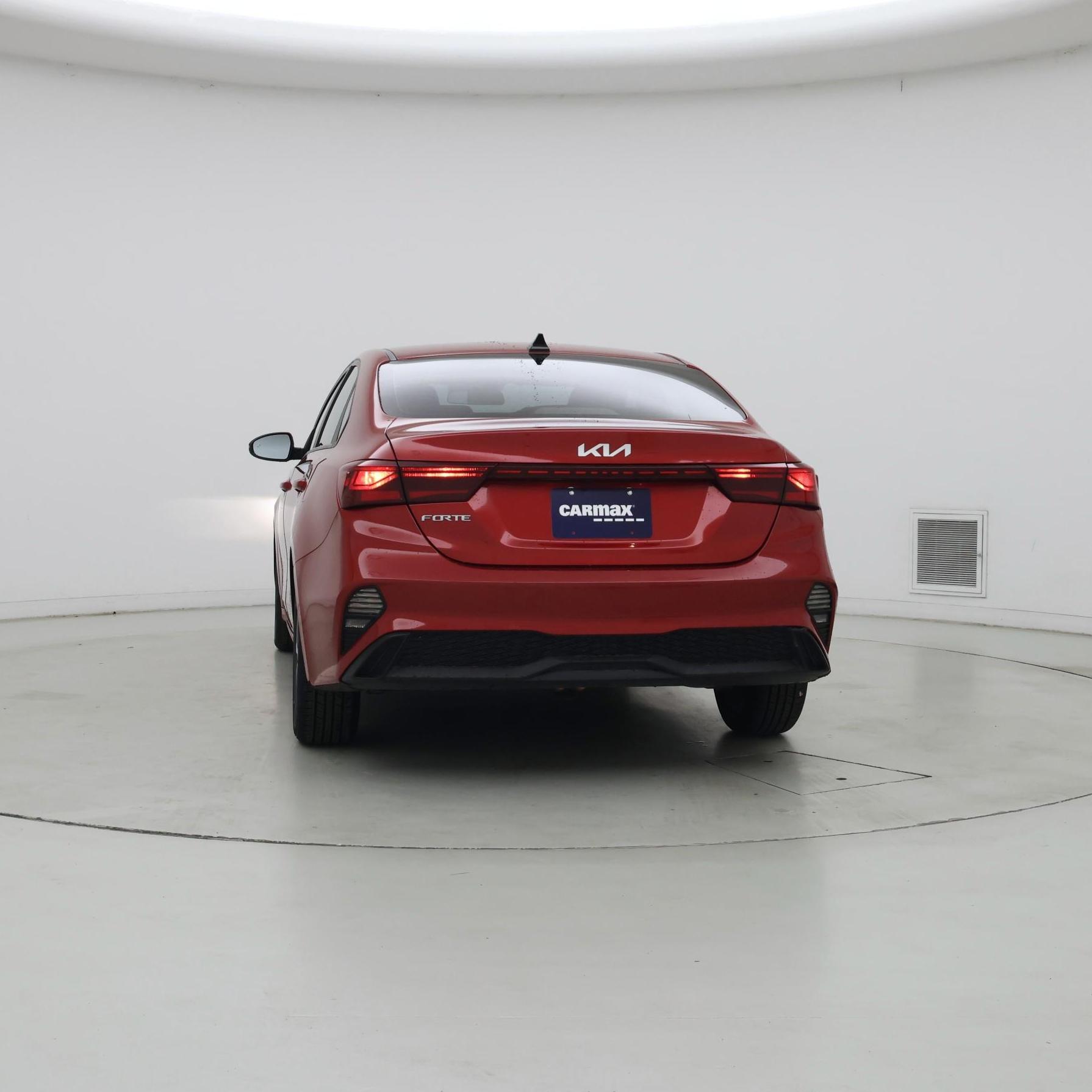 Thumbnail: 2024 Kia Forte - 6