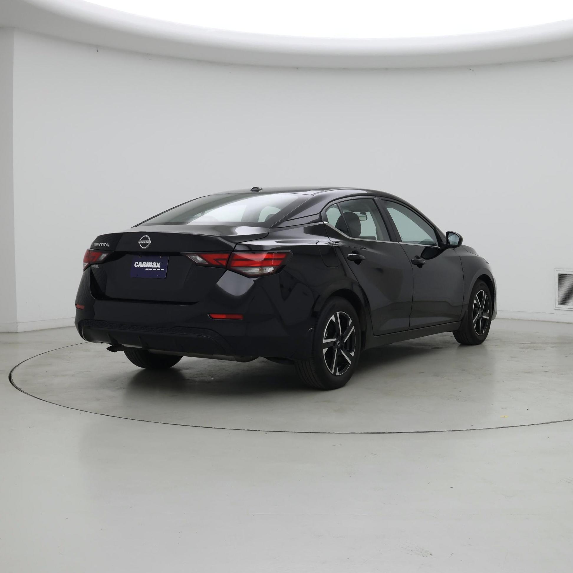 Thumbnail: 2025 Nissan Sentra - 8