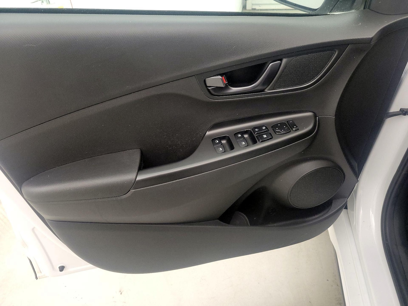 2022 Hyundai Kona N Line - Photo 13