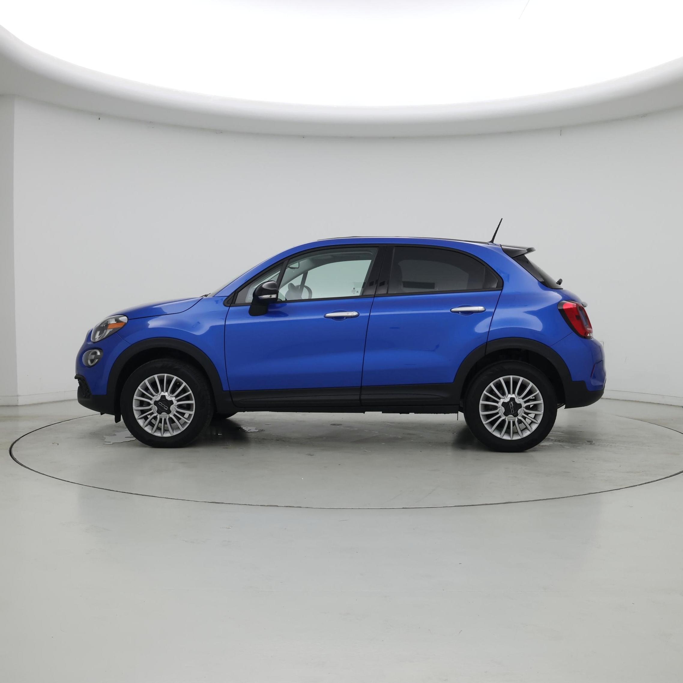 Thumbnail: 2023 Fiat 500X - 3
