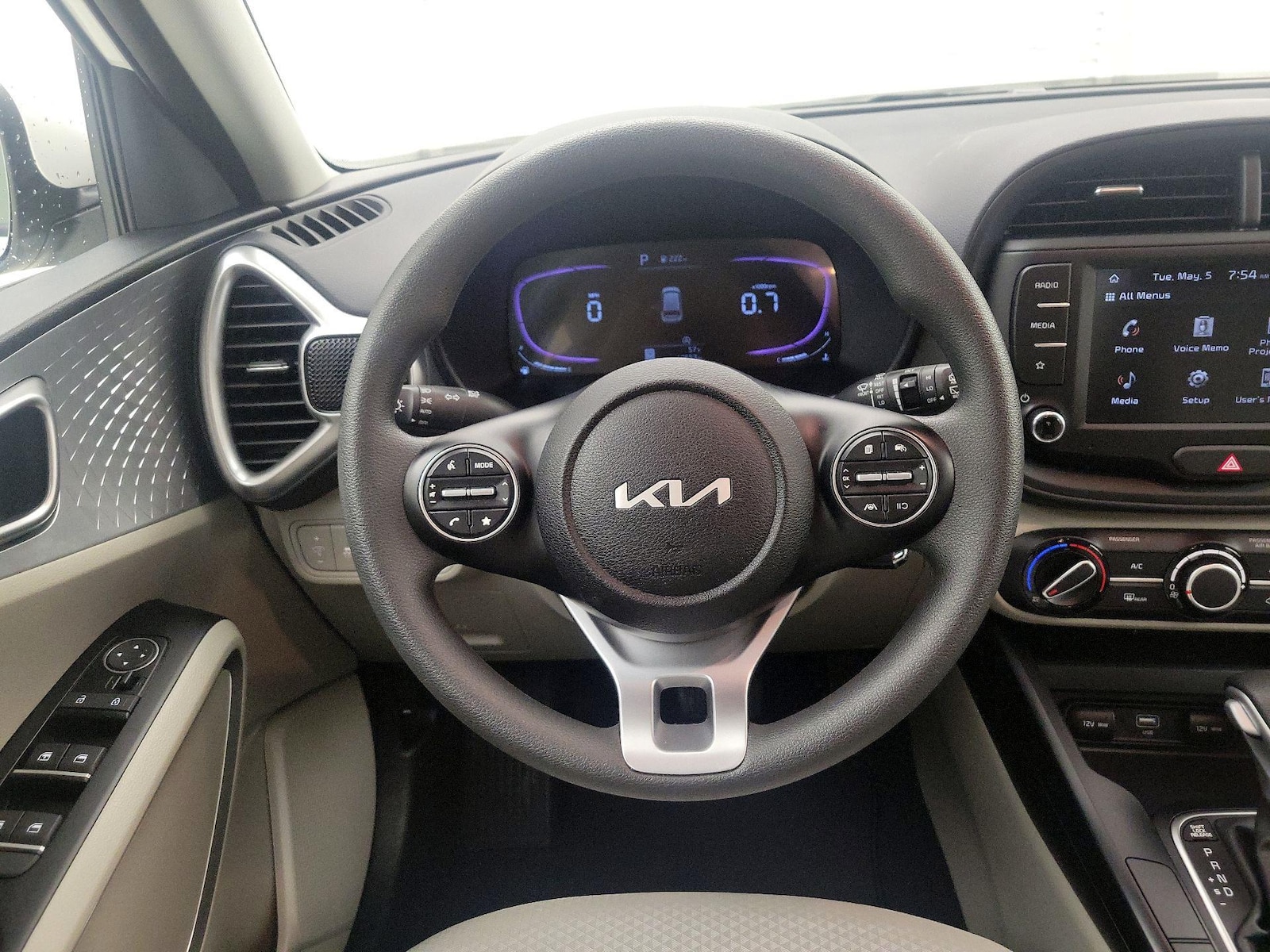 2025 Kia Soul LX - Photo 11
