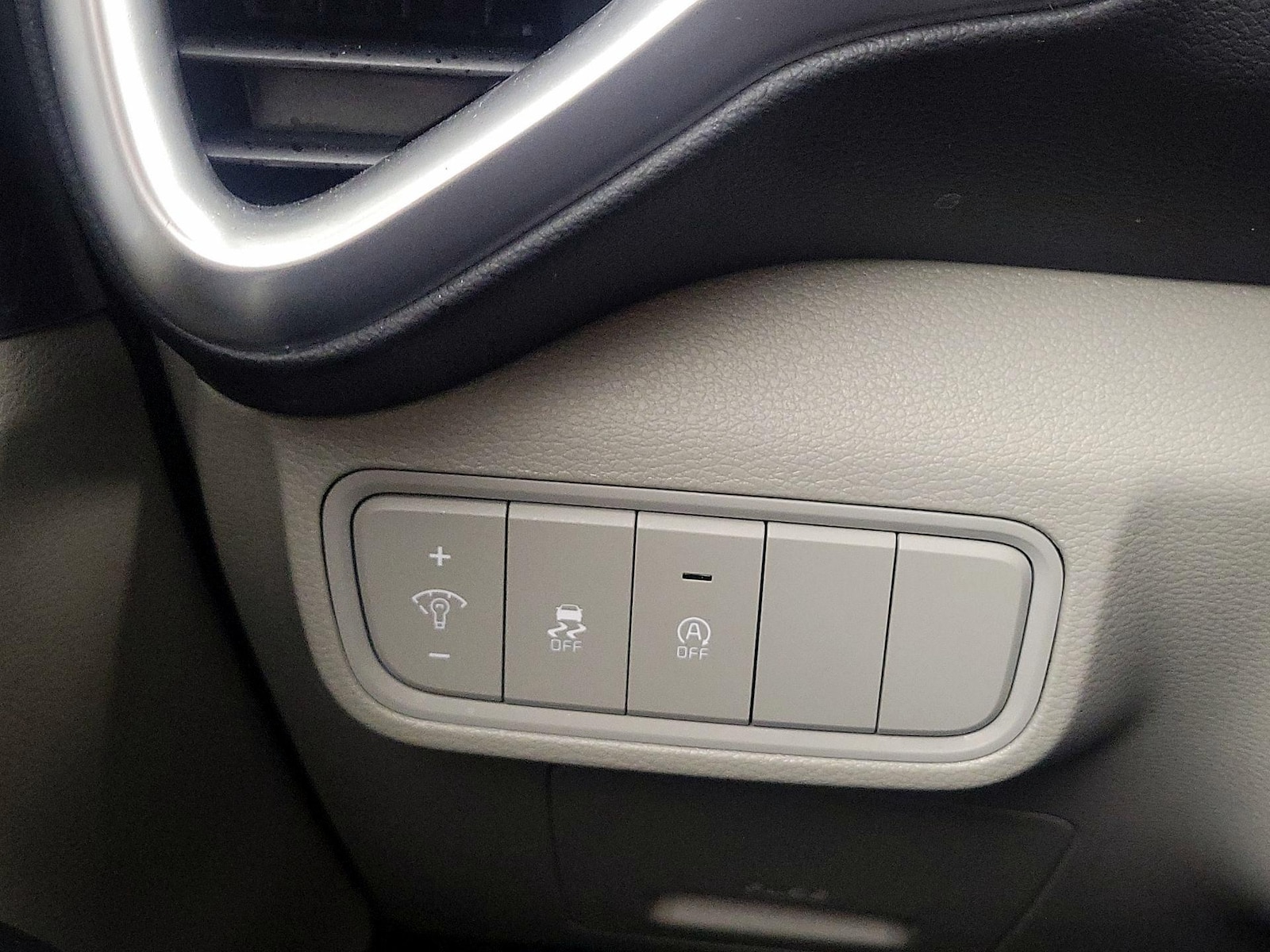 2025 Kia Soul LX - Photo 14