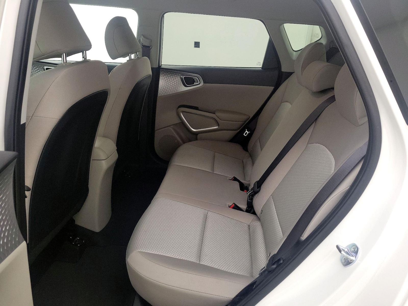 2025 Kia Soul LX - Photo 20