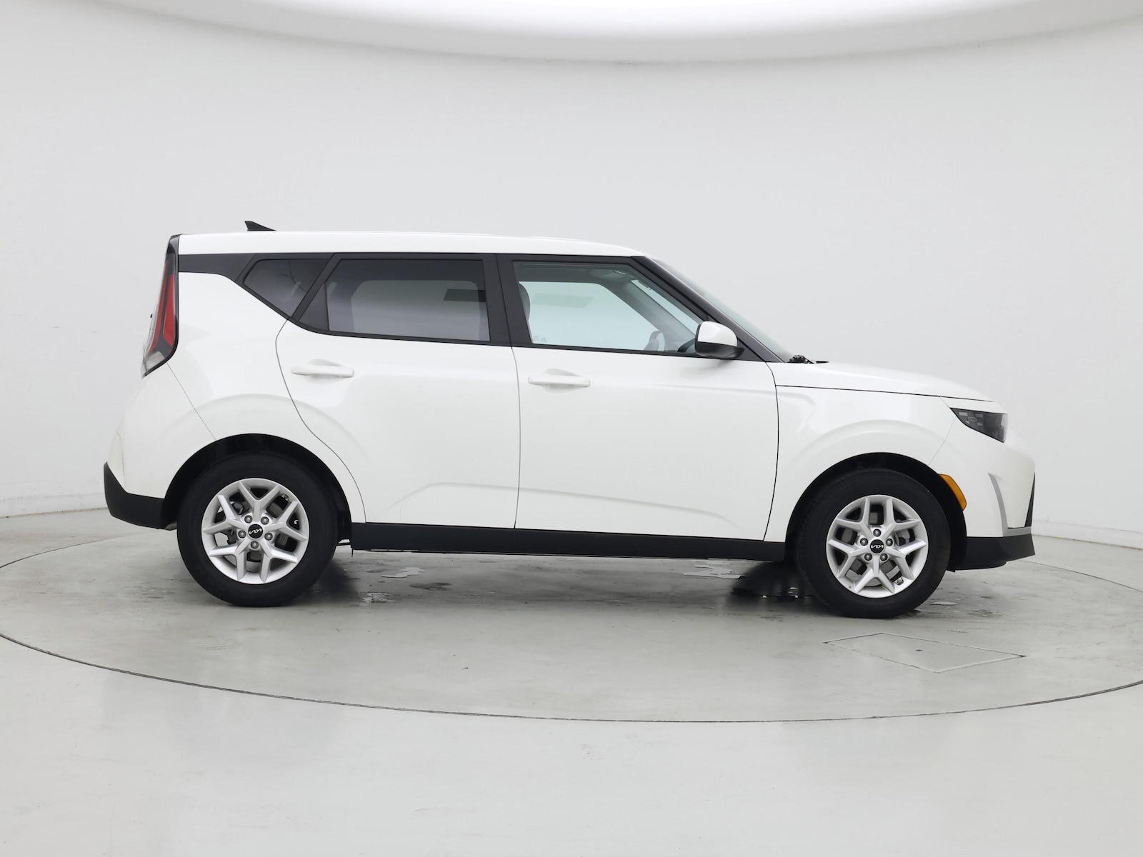2025 Kia Soul LX - Photo 8