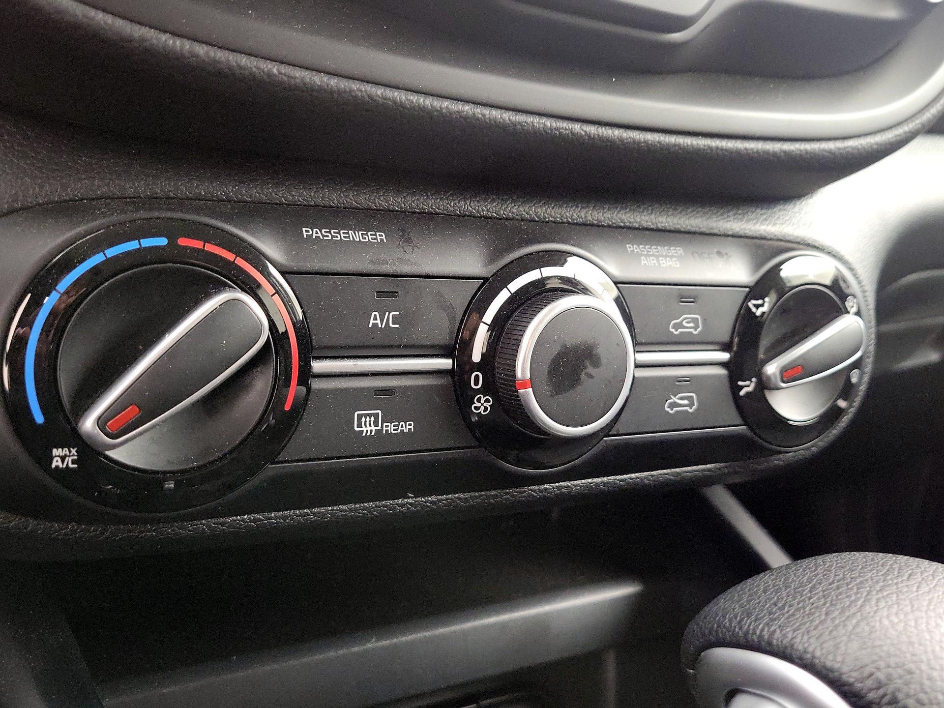 Thumbnail: 2025 Kia Soul - 16