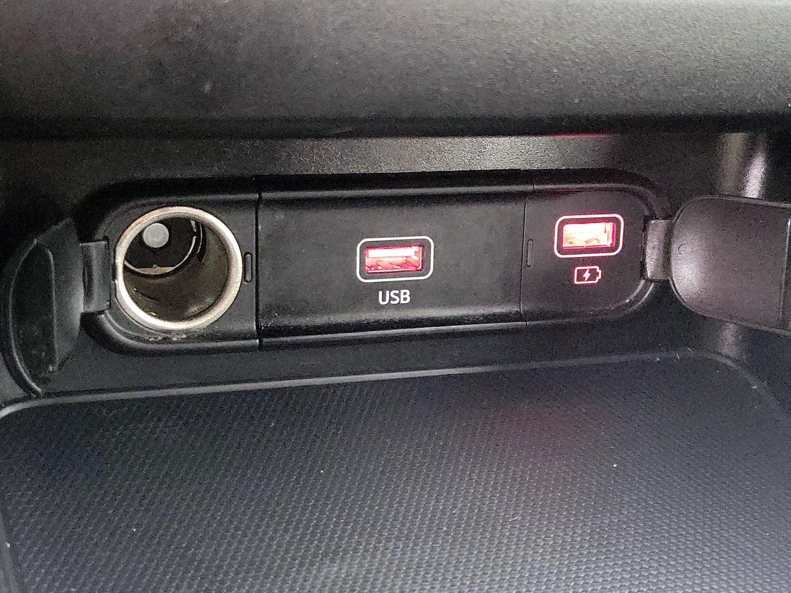 2023 Kia Forte GT-Line - Photo 19