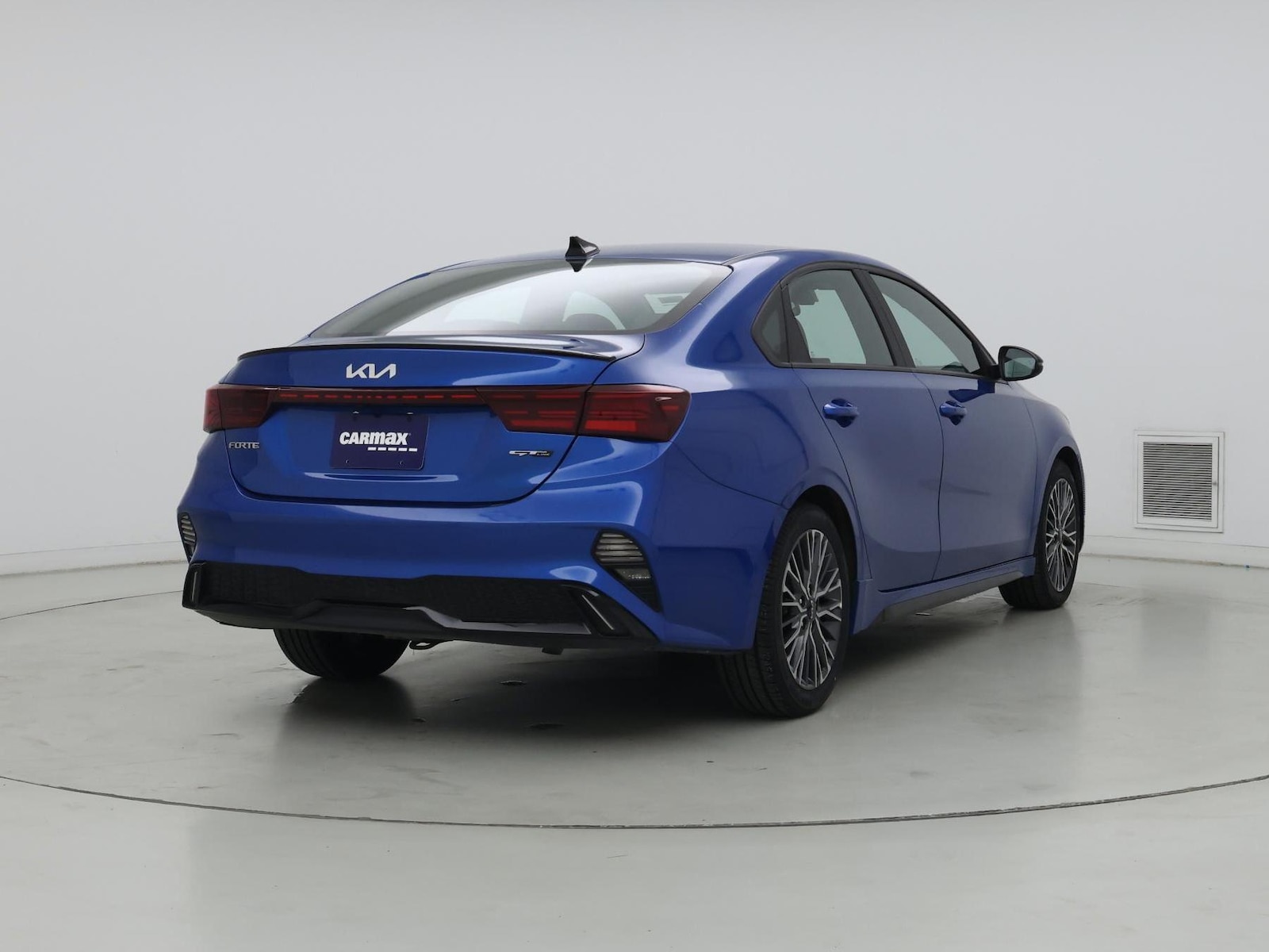 2023 Kia Forte GT-Line - Photo 9