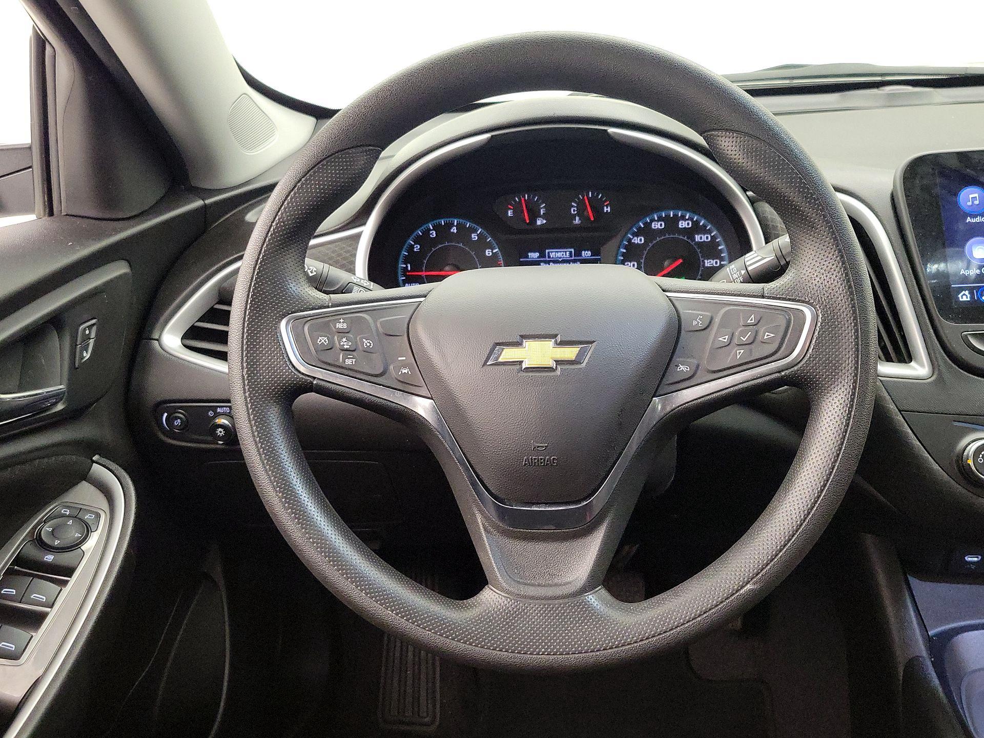 Thumbnail: 2024 Chevrolet Malibu - 10
