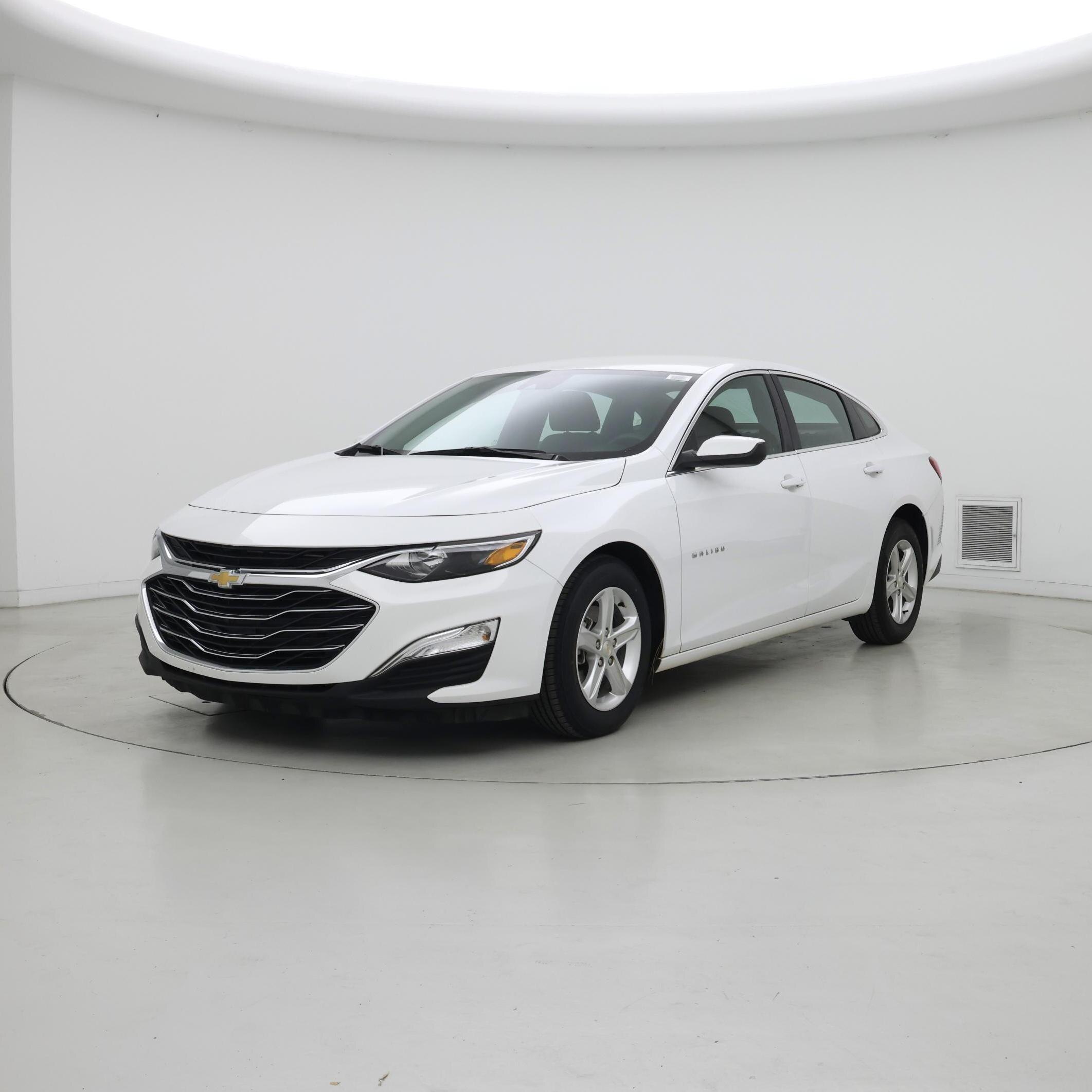 Thumbnail: 2024 Chevrolet Malibu - 4