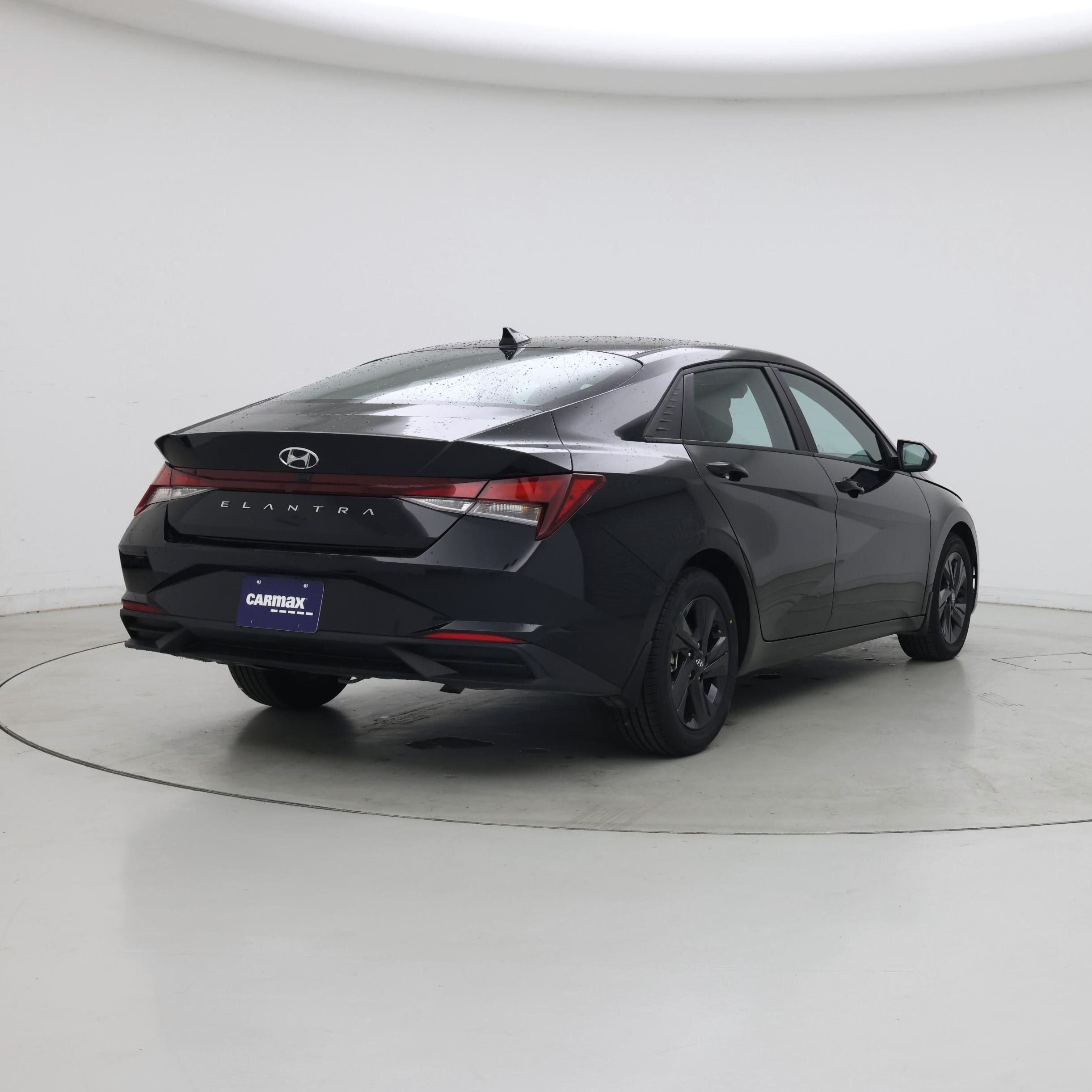 Thumbnail: 2023 Hyundai Elantra - 8