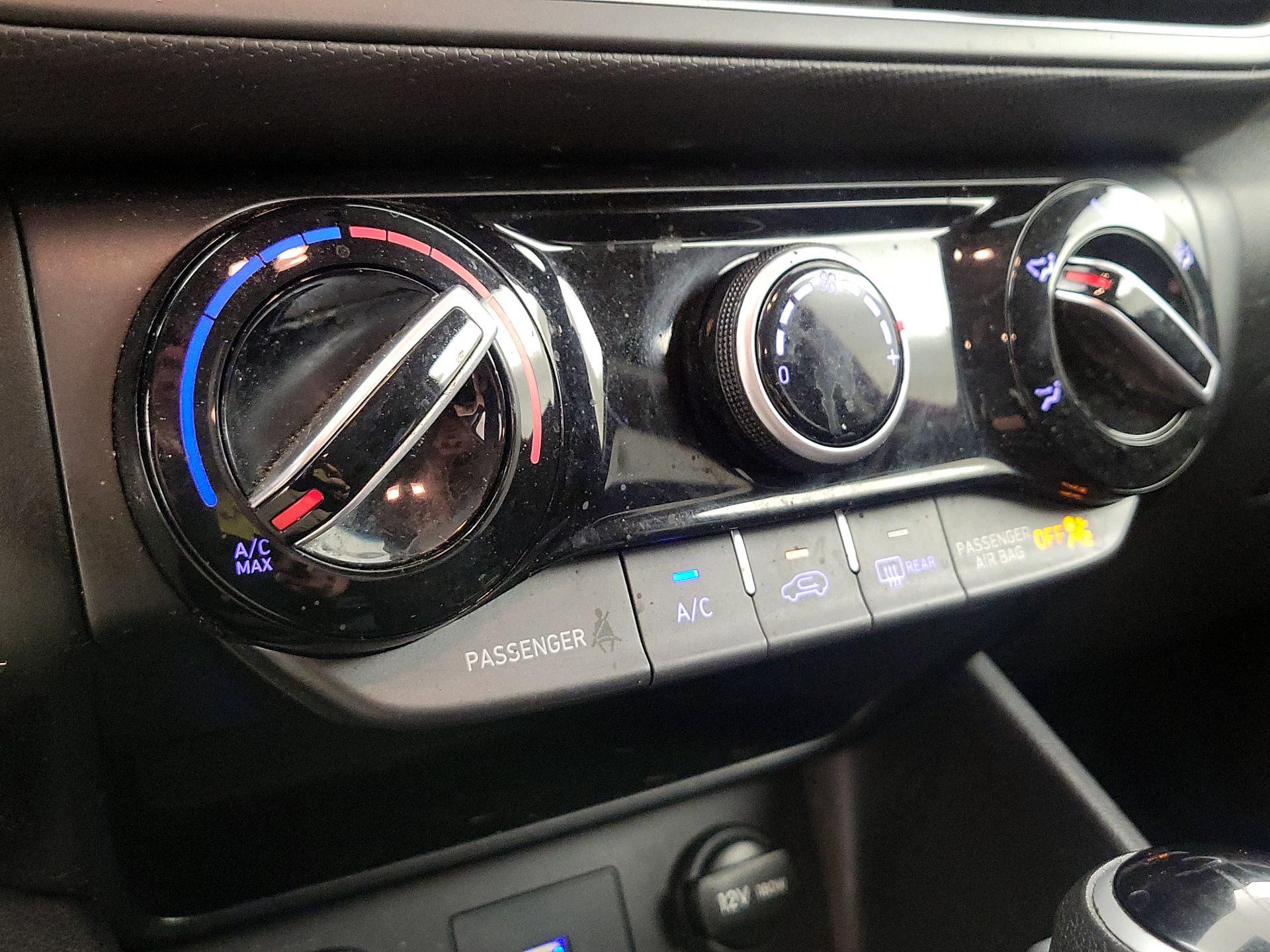 Thumbnail: 2023 Hyundai Kona - 16