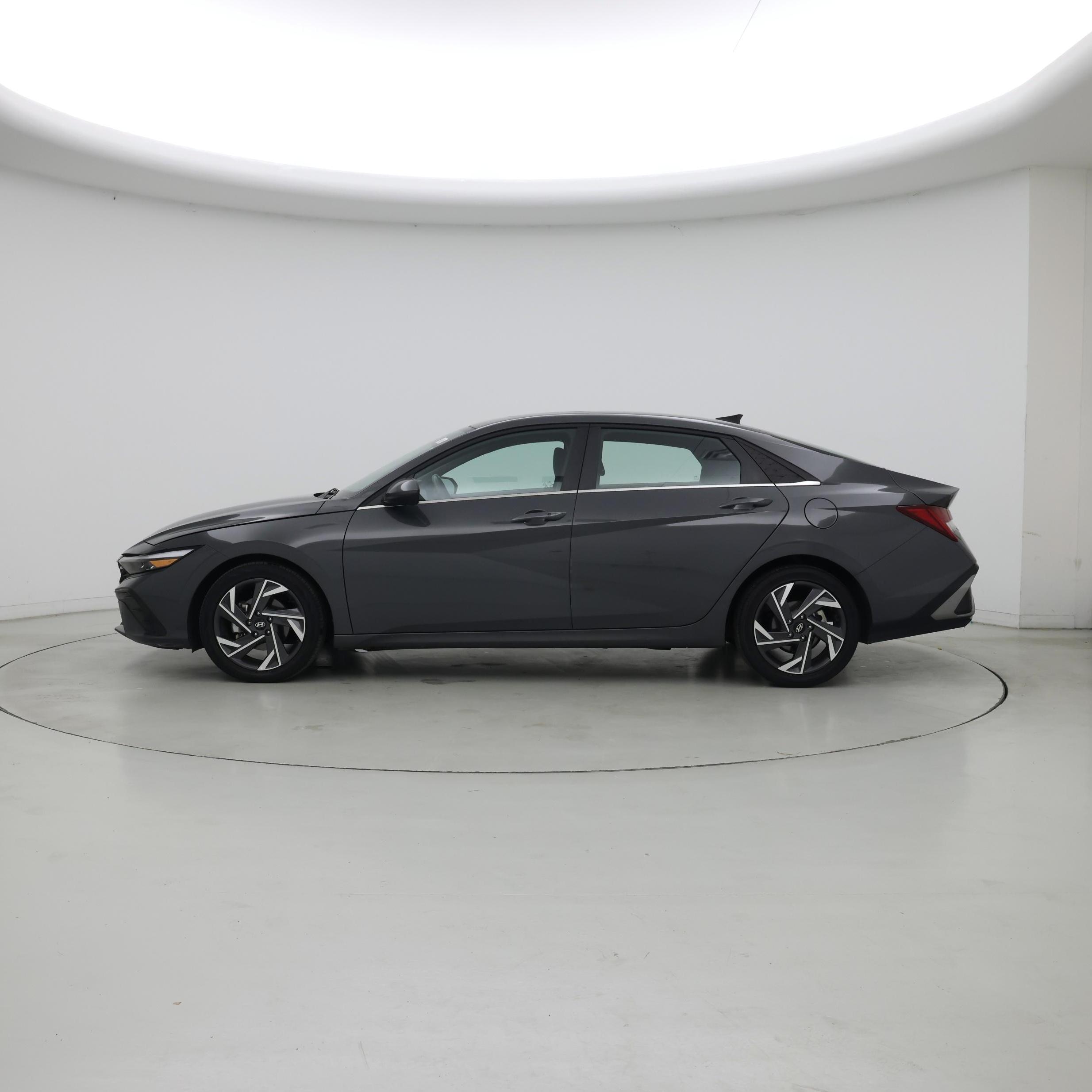 Thumbnail: 2025 Hyundai Elantra - 3