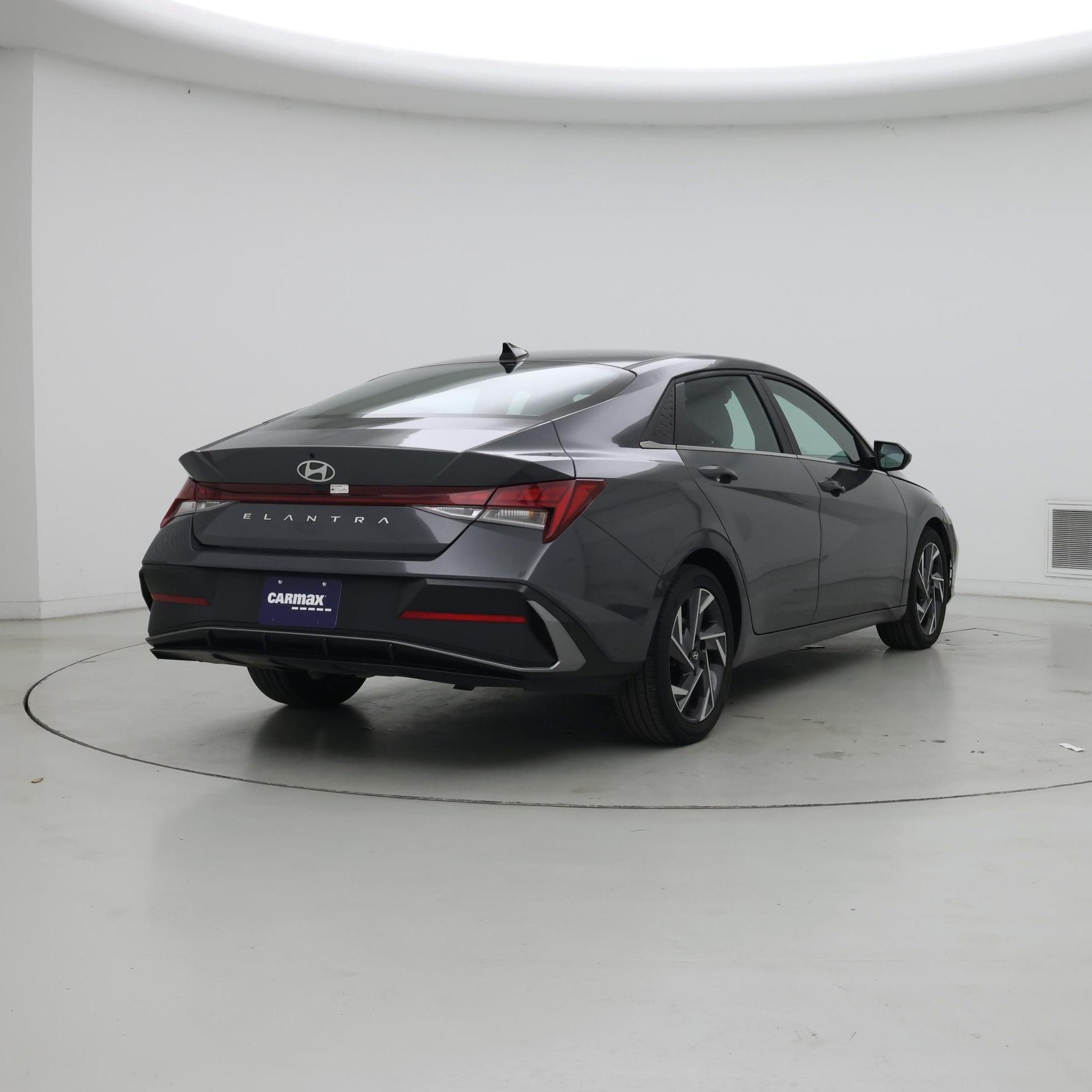 Thumbnail: 2025 Hyundai Elantra - 8