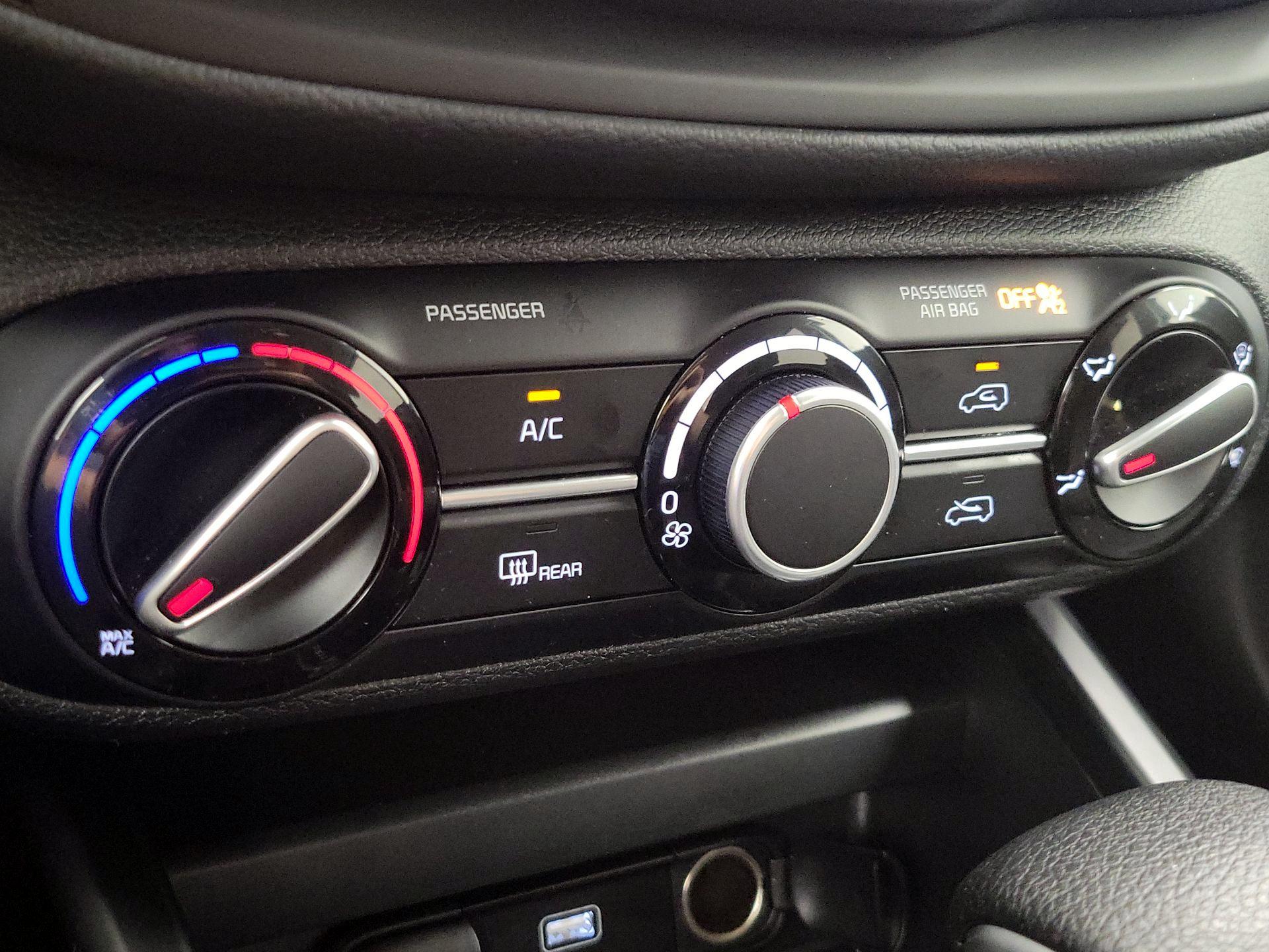 Thumbnail: 2025 Kia Soul - 16