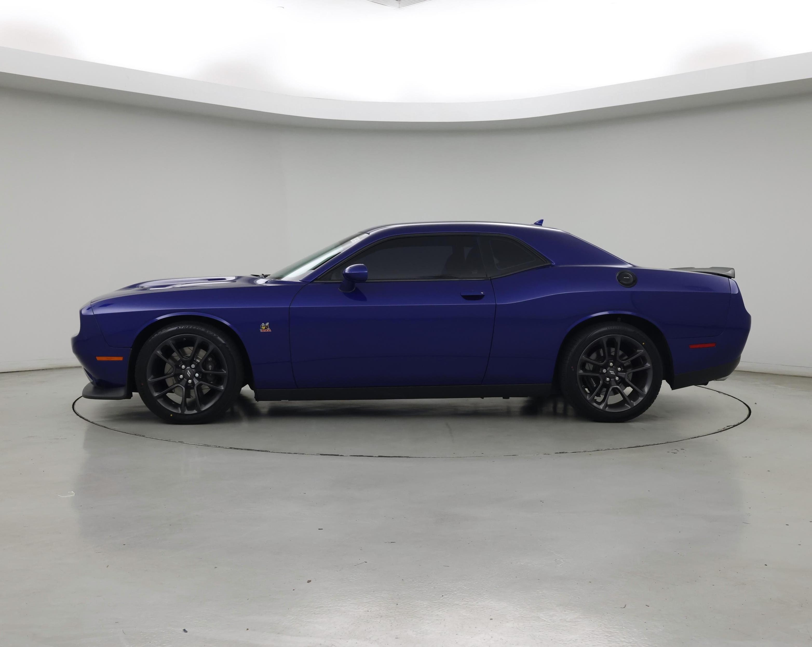 Thumbnail: 2020 Dodge Challenger - 3