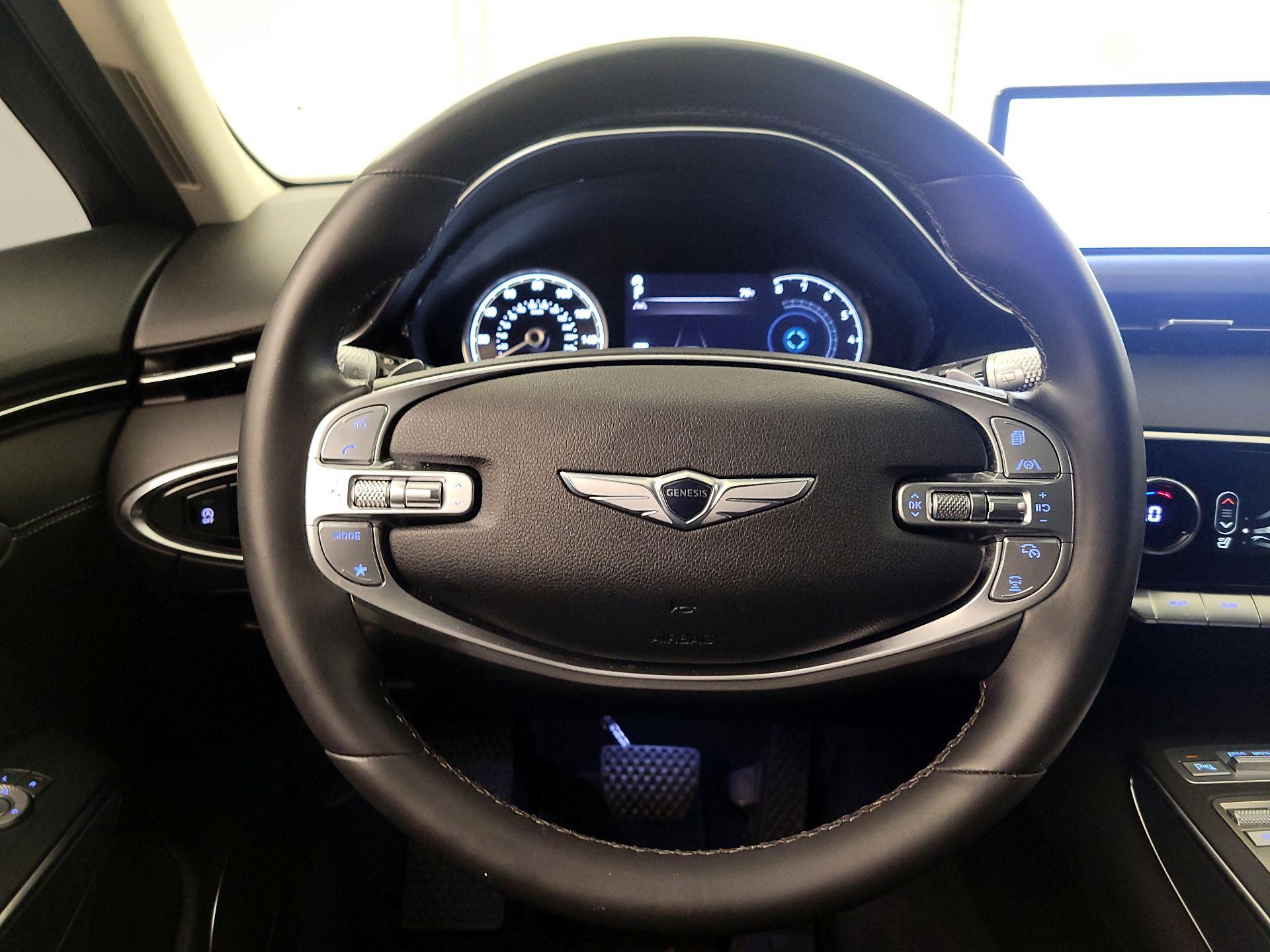 Thumbnail: 2024 Genesis GV70 - 10