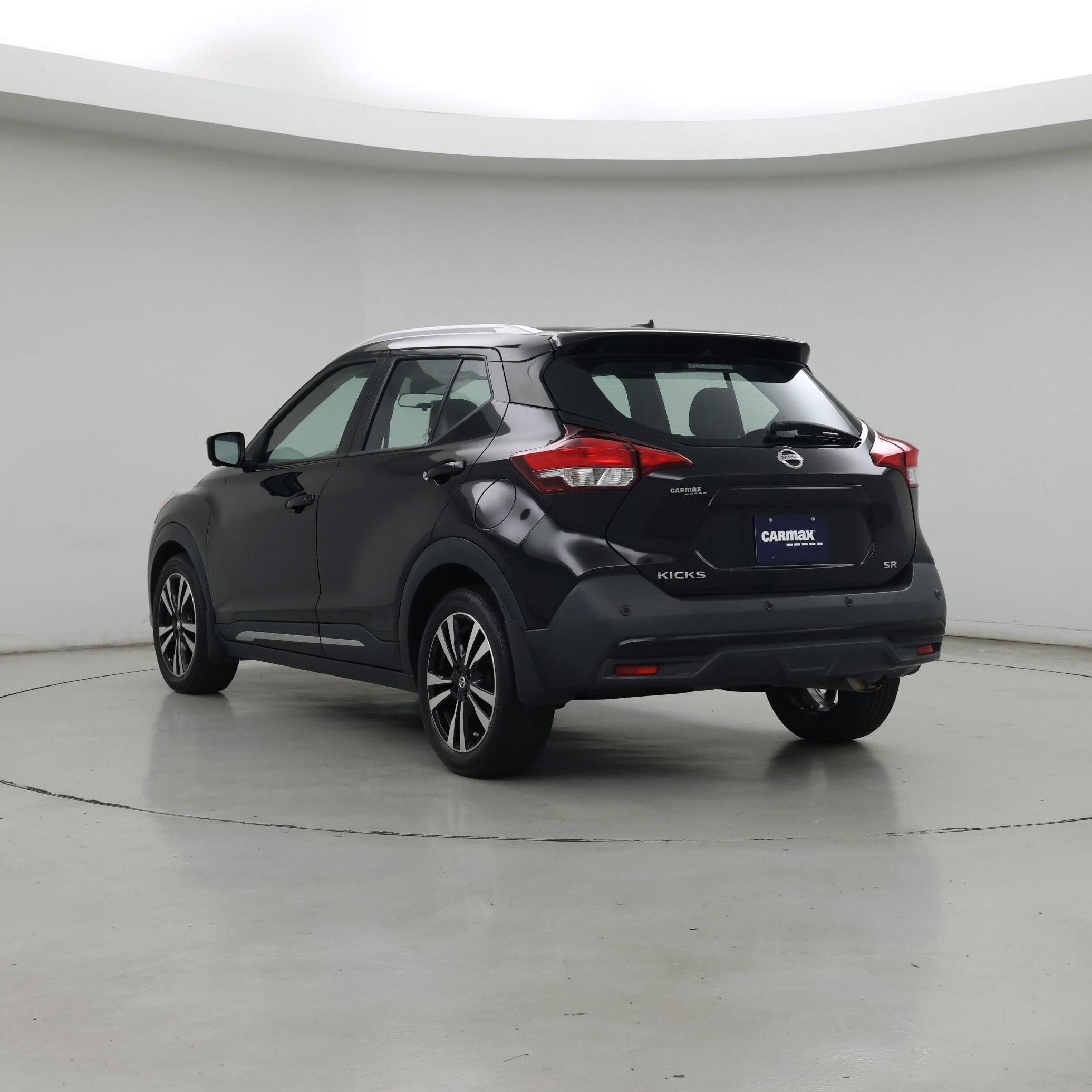 Thumbnail: 2020 Nissan Kicks - 2