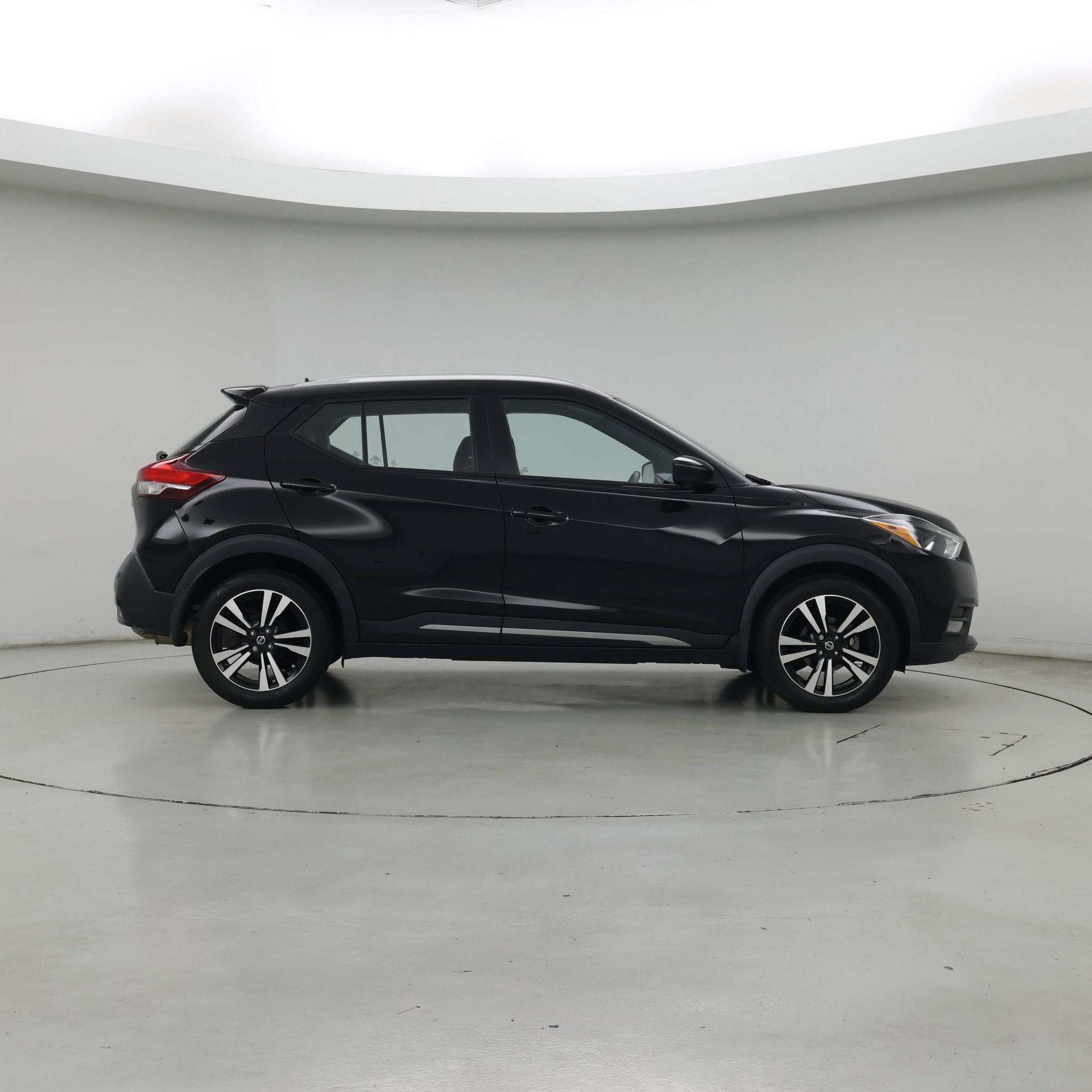 Thumbnail: 2020 Nissan Kicks - 7